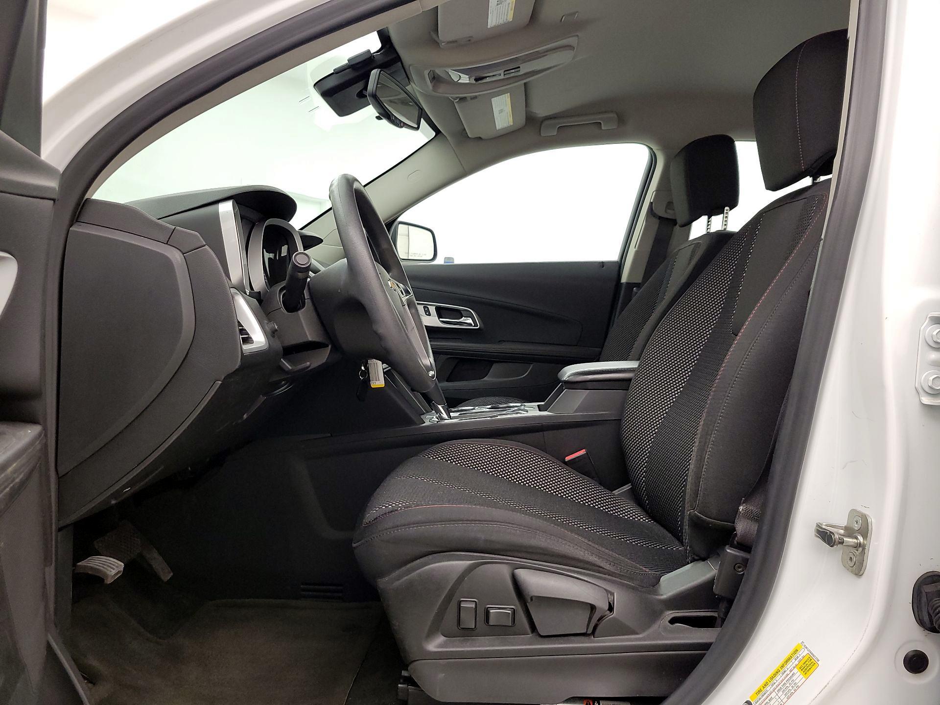 Thumbnail: 2017 Chevrolet Equinox - 11
