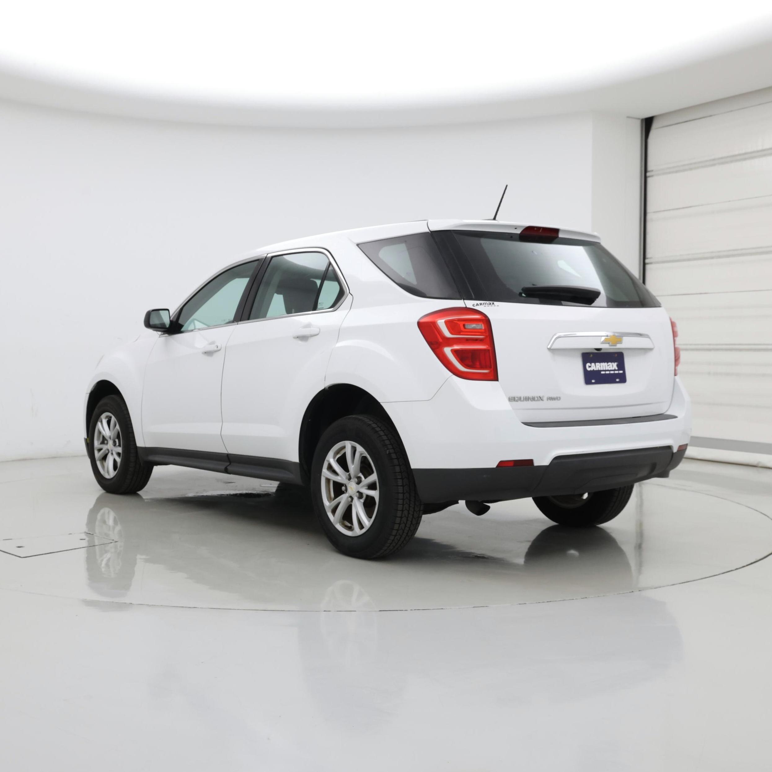 Thumbnail: 2017 Chevrolet Equinox - 2