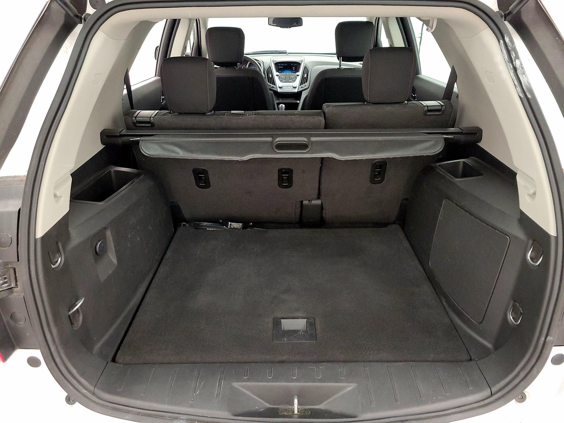 Thumbnail: 2017 Chevrolet Equinox - 19