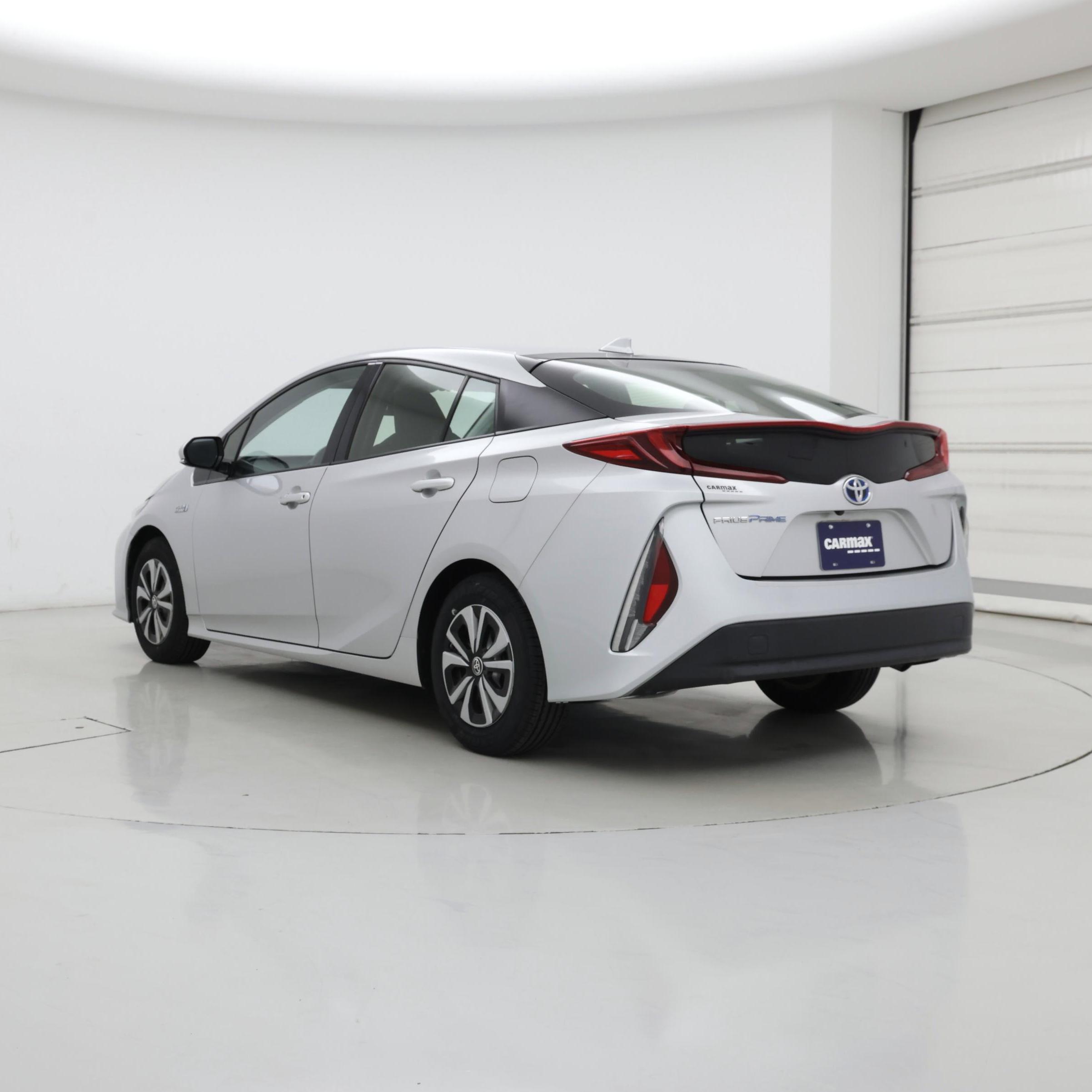 Thumbnail: 2018 Toyota Prius Prime - 2