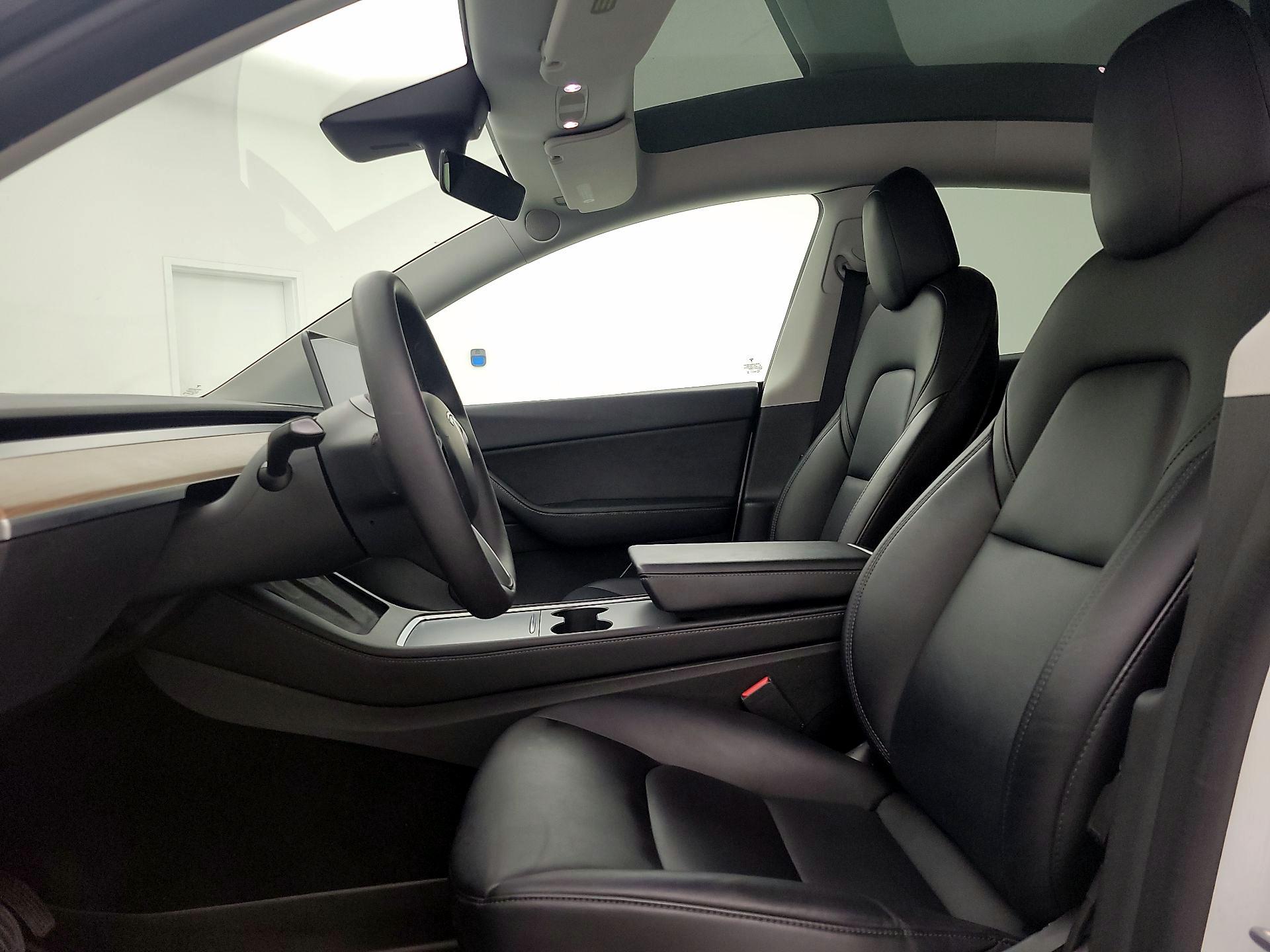 Thumbnail: 2022 Tesla Model Y - 11