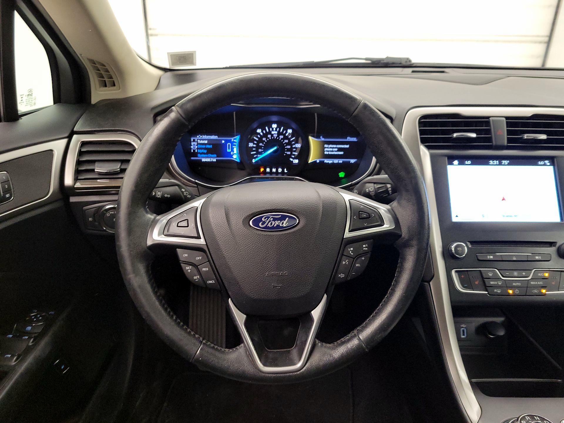 Thumbnail: 2017 Ford Fusion - 10