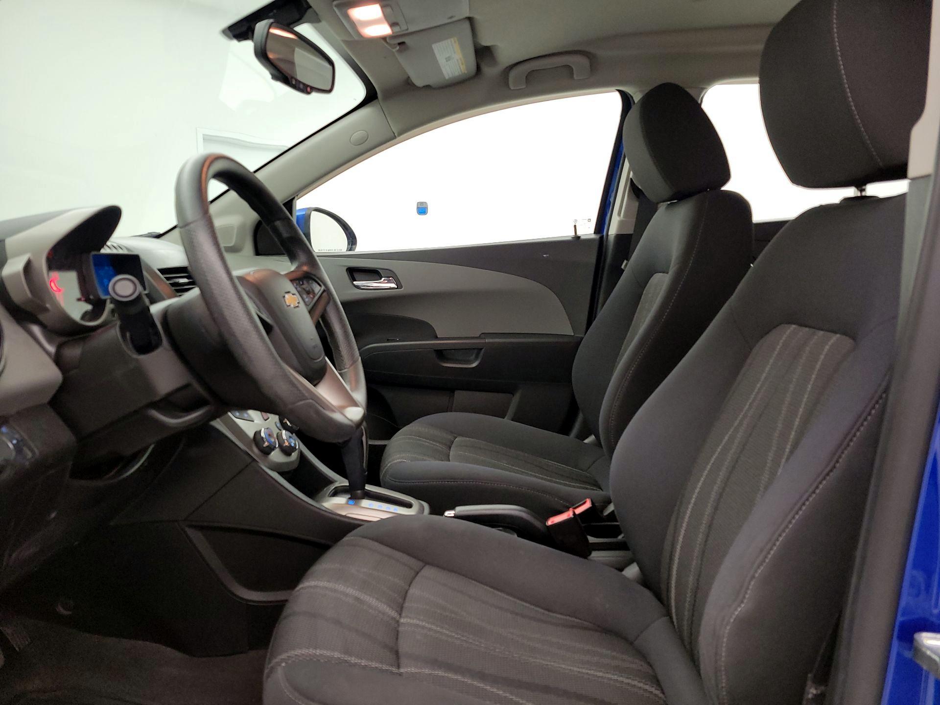 Thumbnail: 2016 Chevrolet Sonic - 11