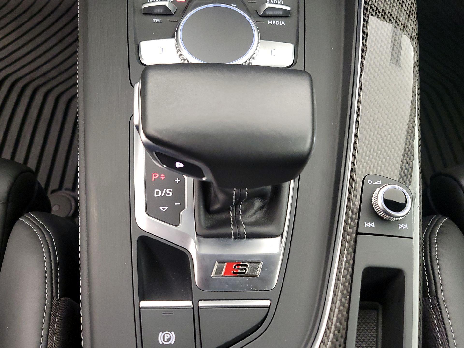 Thumbnail: 2018 Audi S4 - 18