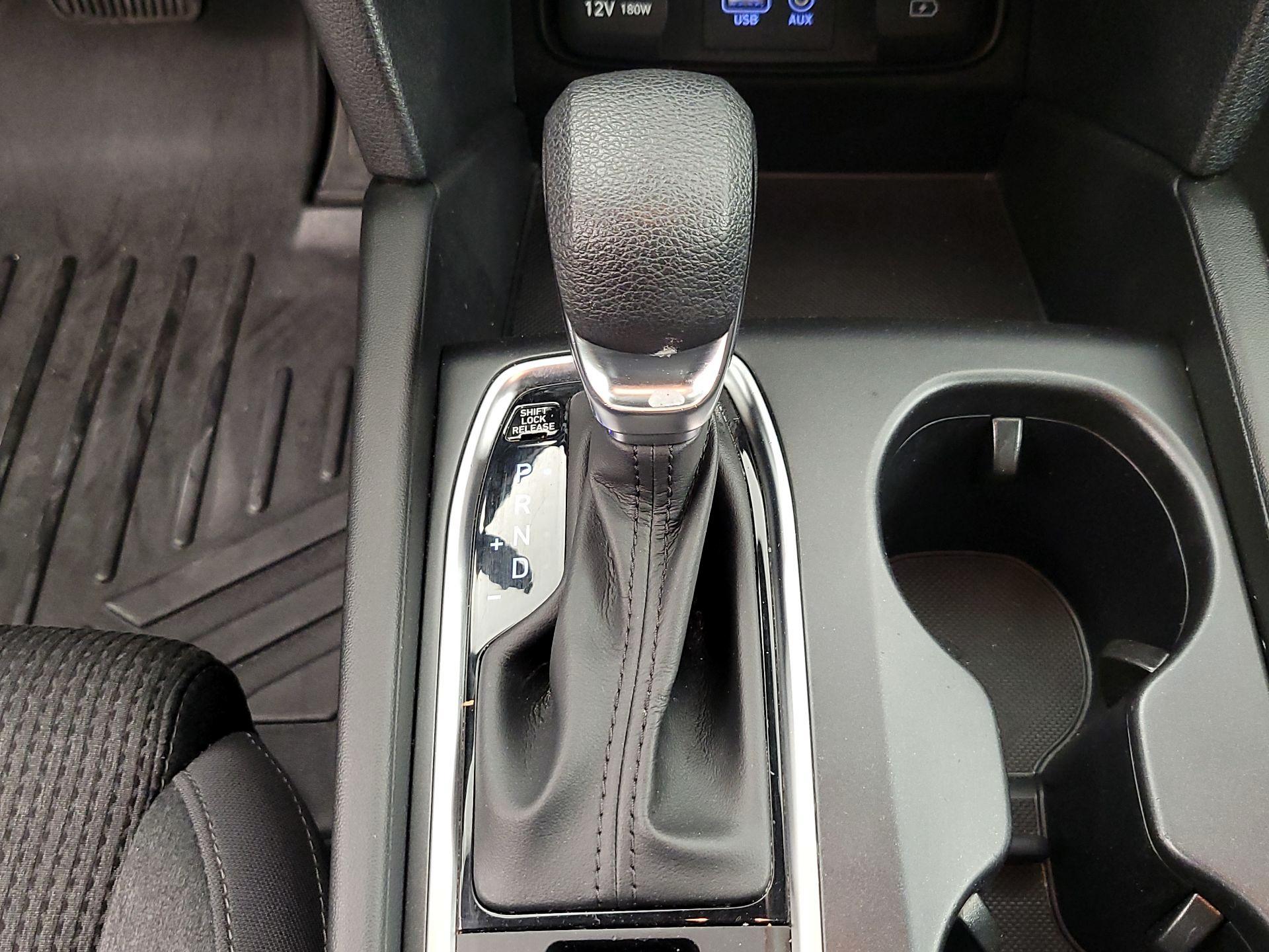 Thumbnail: 2020 Hyundai Santa Fe - 17