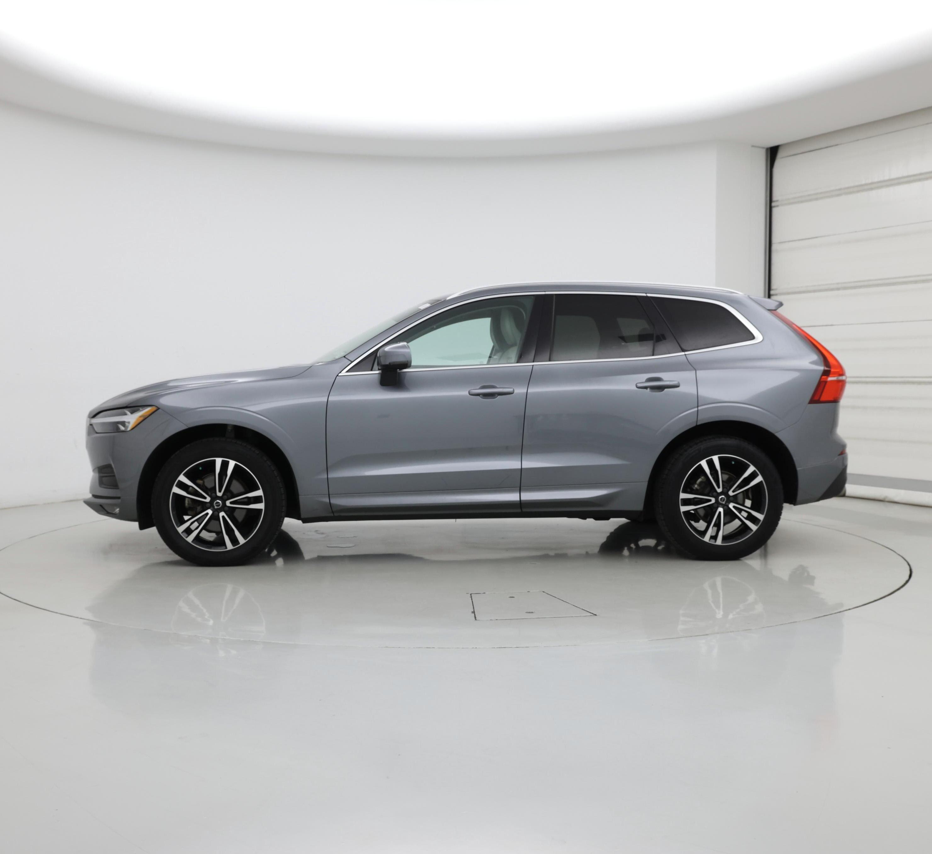 Thumbnail: 2021 Volvo XC60 - 3