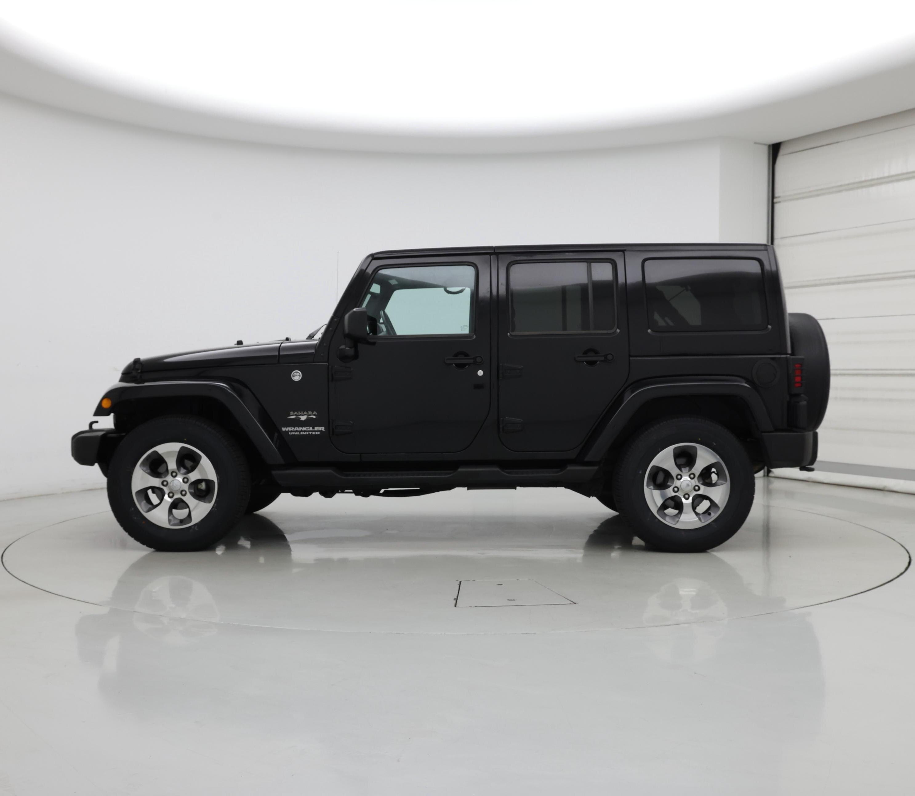 Thumbnail: 2017 Jeep Wrangler - 3