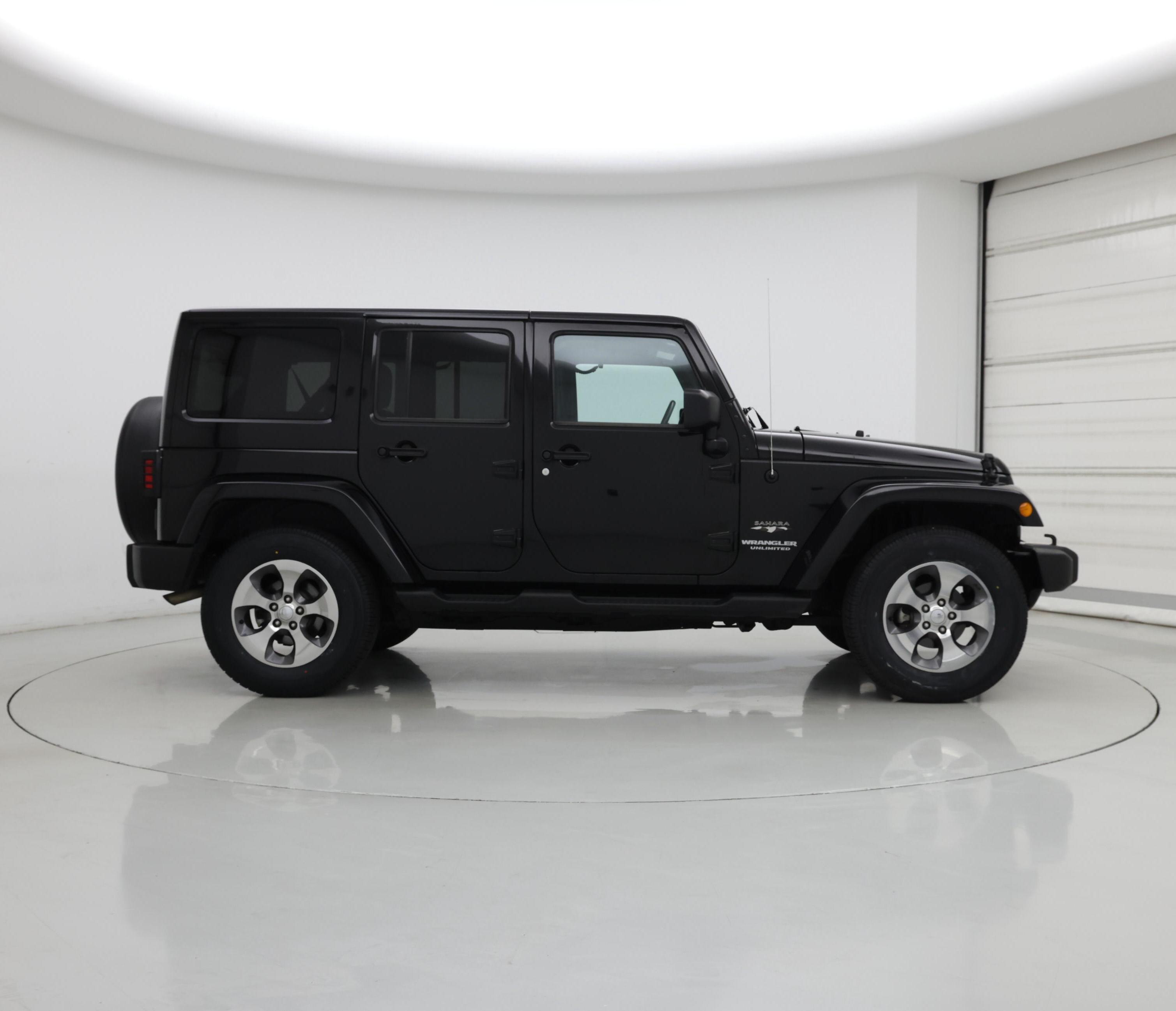 Thumbnail: 2017 Jeep Wrangler - 7