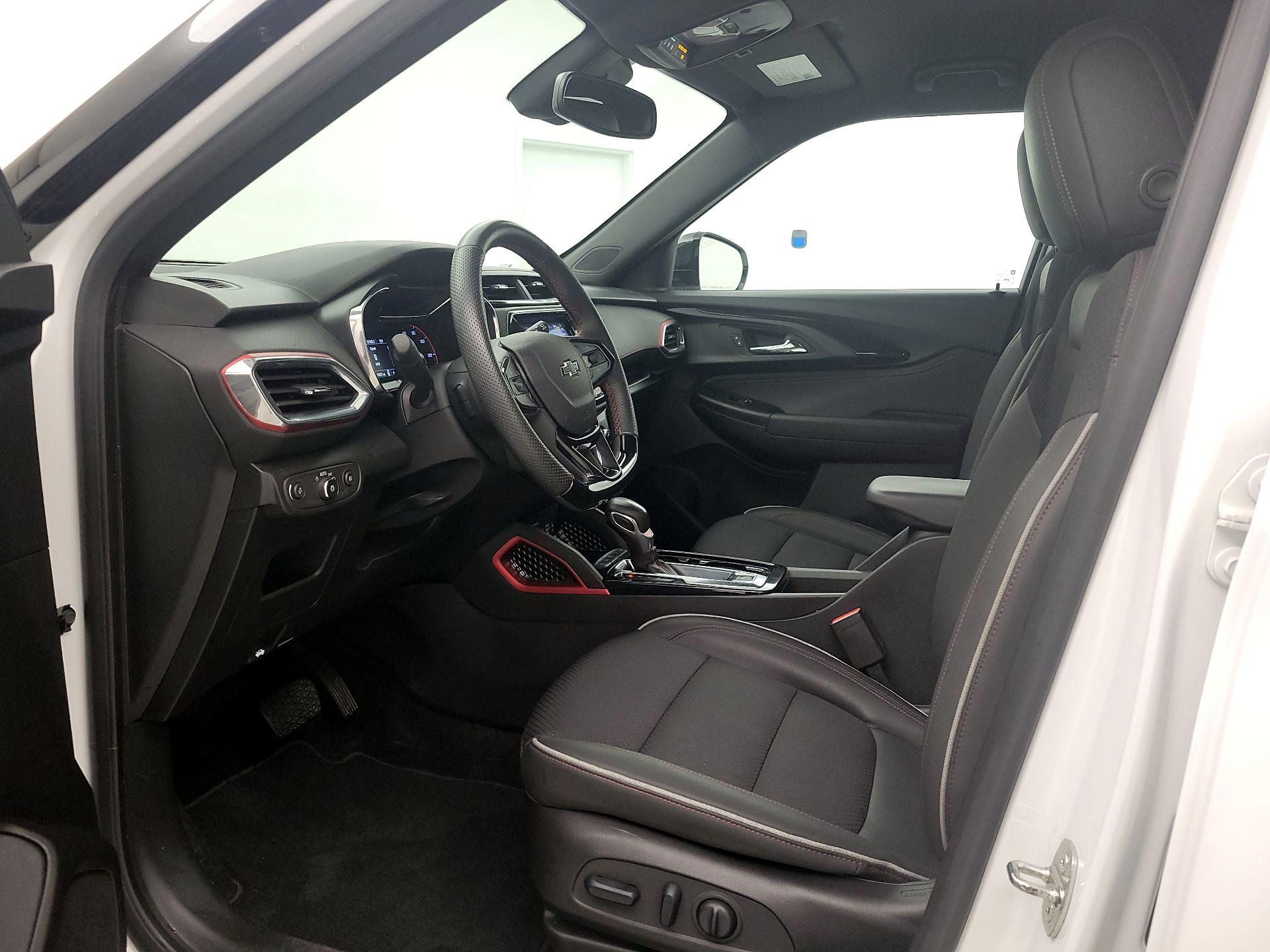 Thumbnail: 2023 Chevrolet TrailBlazer - 11