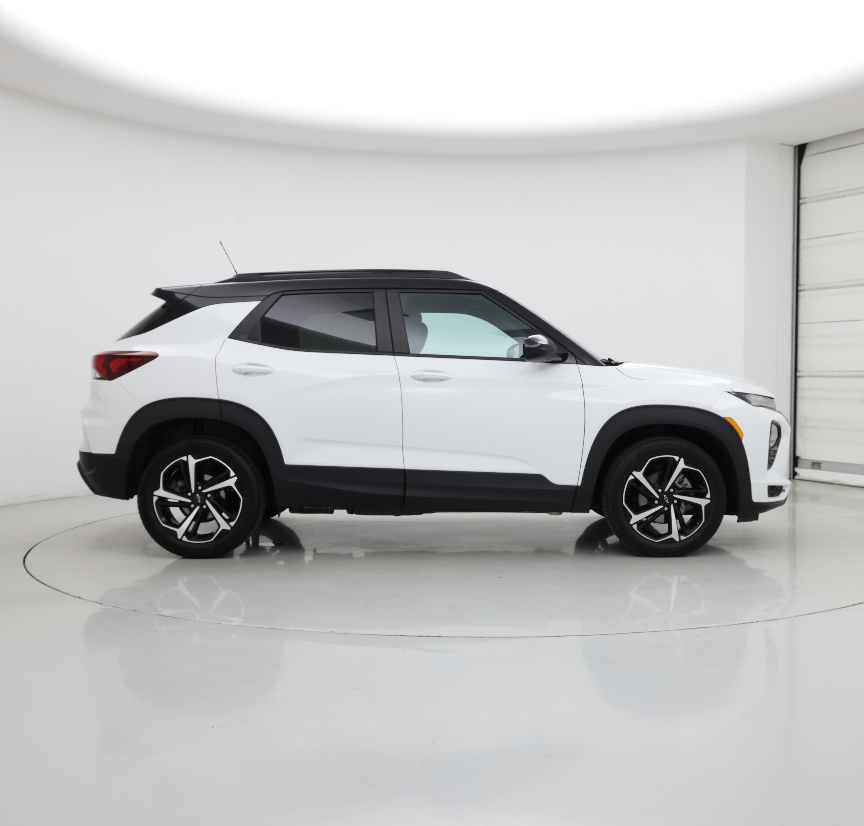 Thumbnail: 2023 Chevrolet TrailBlazer - 7