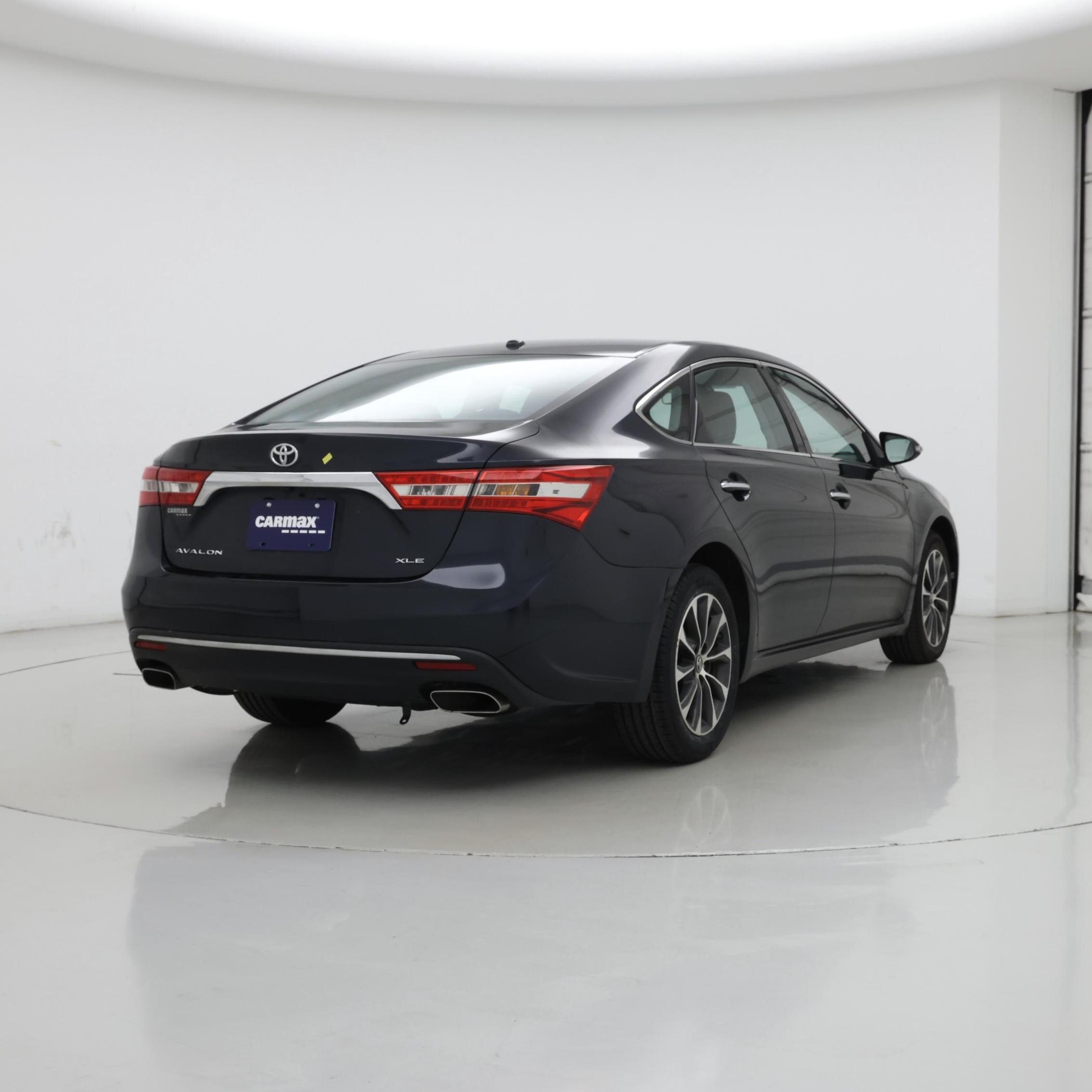 Thumbnail: 2017 Toyota Avalon - 8