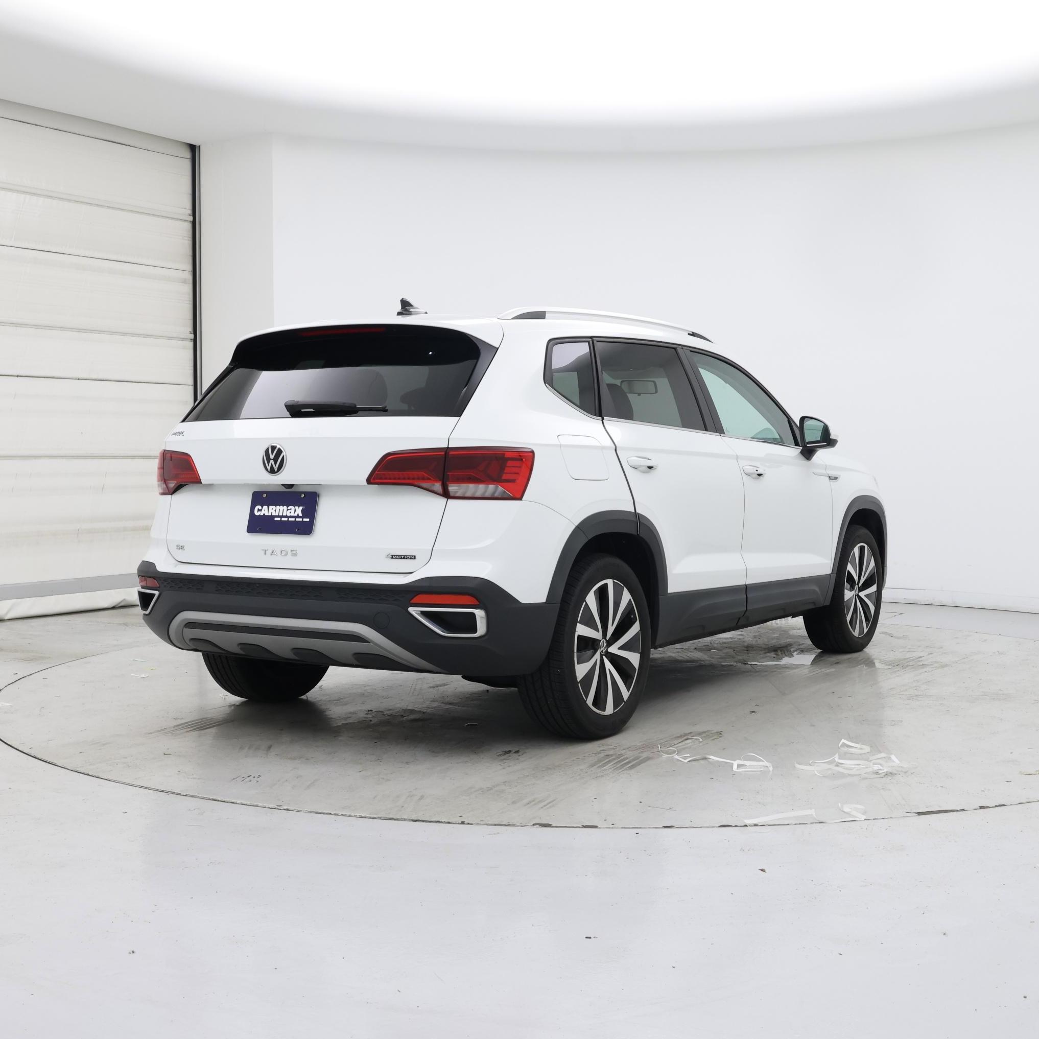 Thumbnail: 2022 Volkswagen Taos - 8