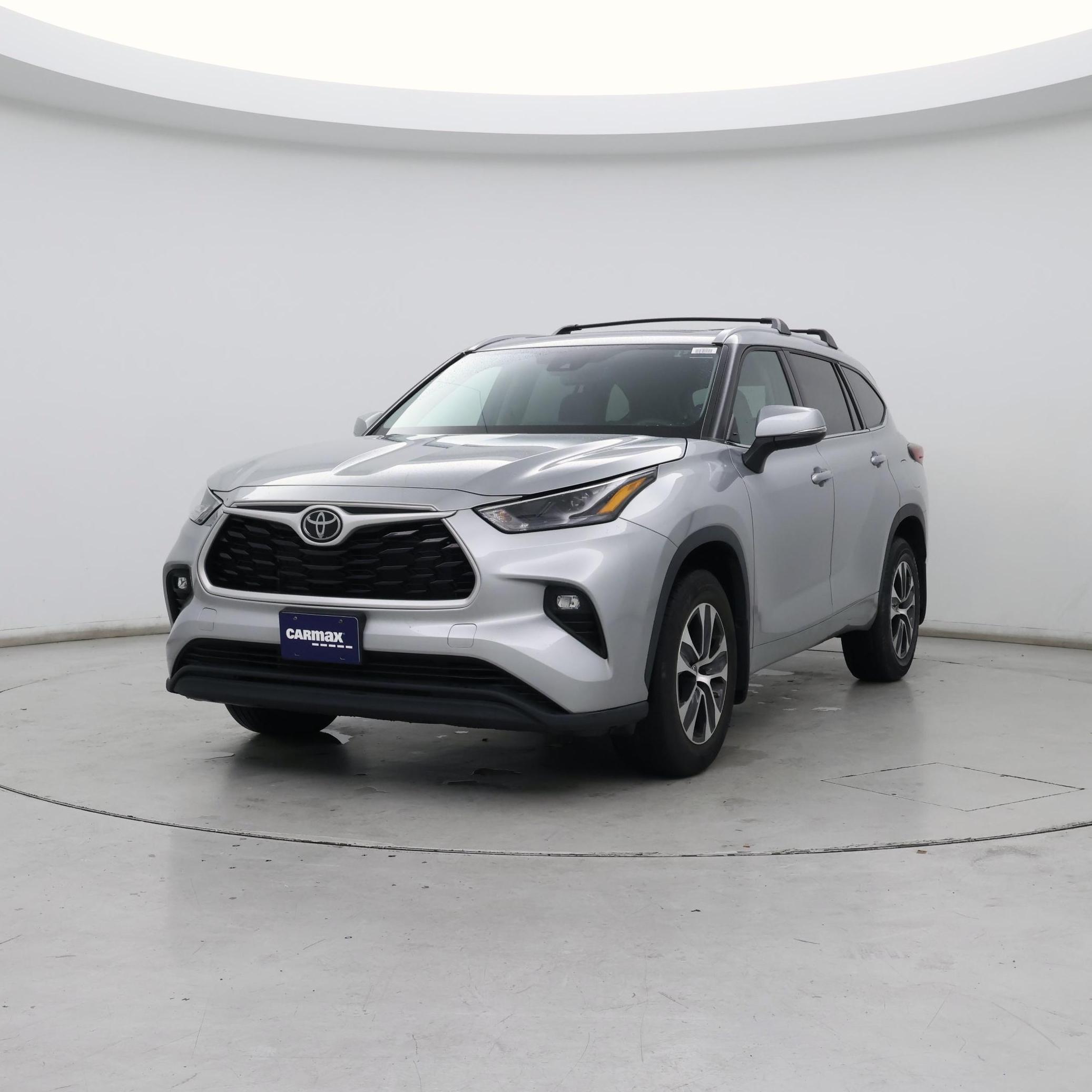 Thumbnail: 2022 Toyota Highlander - 4