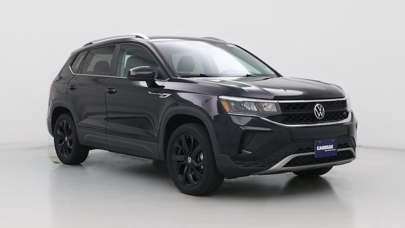 2022 Volkswagen Taos SE Hero Image