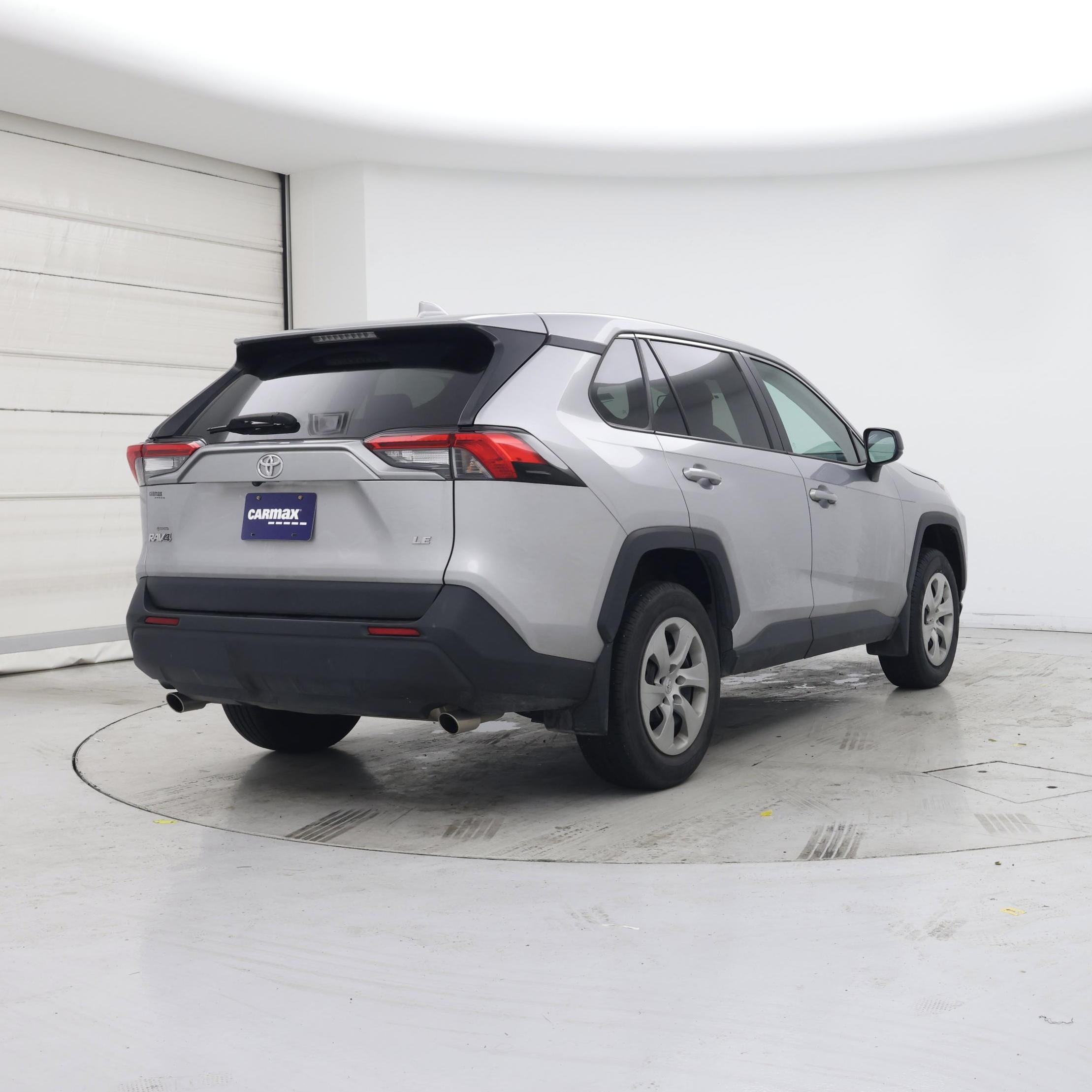 Thumbnail: 2023 Toyota RAV4 - 8