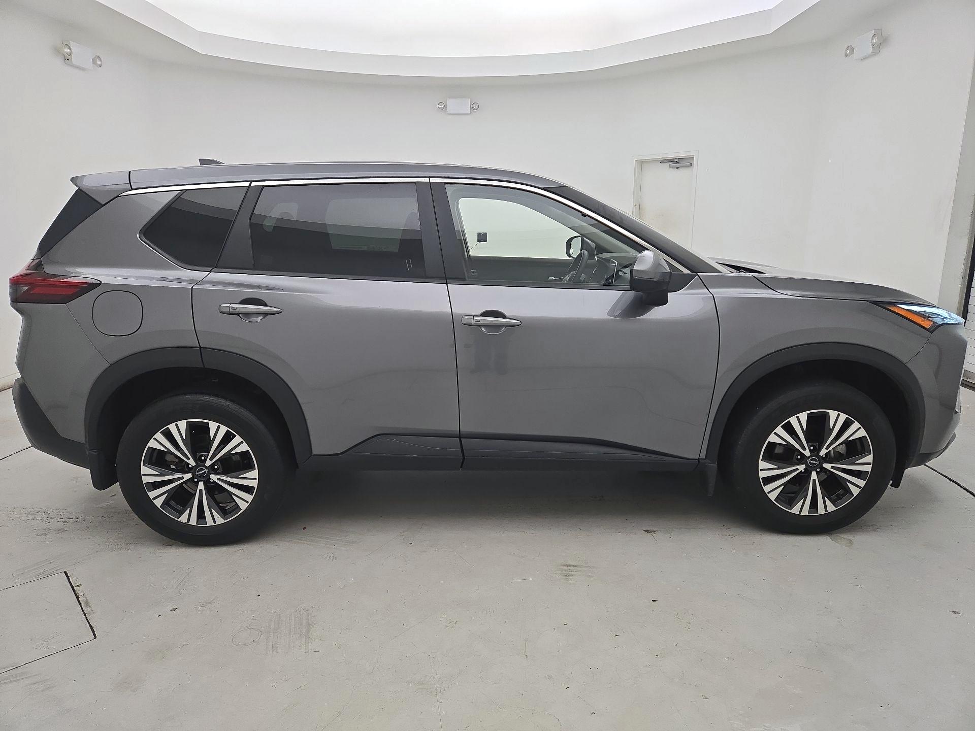 Thumbnail: 2023 Nissan Rogue - 4