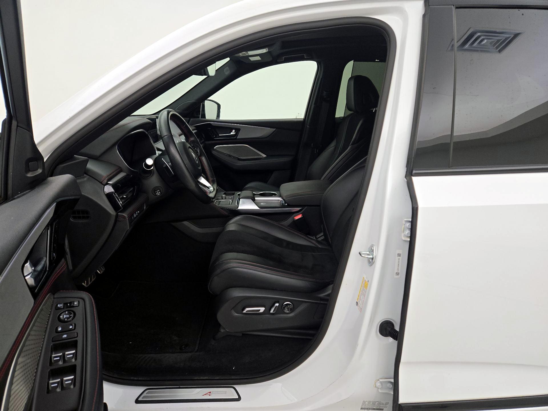 Thumbnail: 2022 Acura MDX - 11