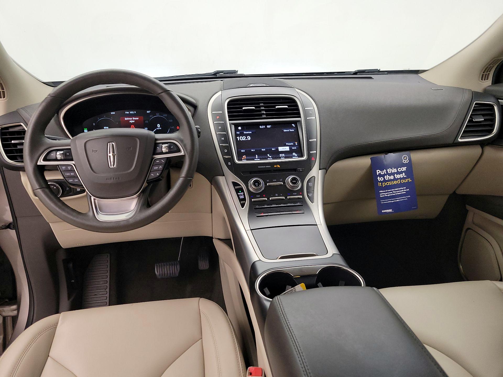 Thumbnail: 2019 Lincoln Nautilus - 9