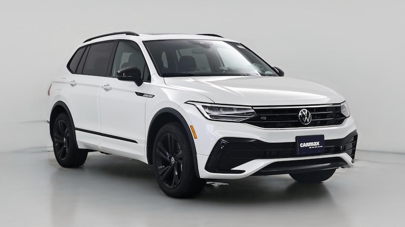 2024 Volkswagen Tiguan SE R-Line Black Hero Image