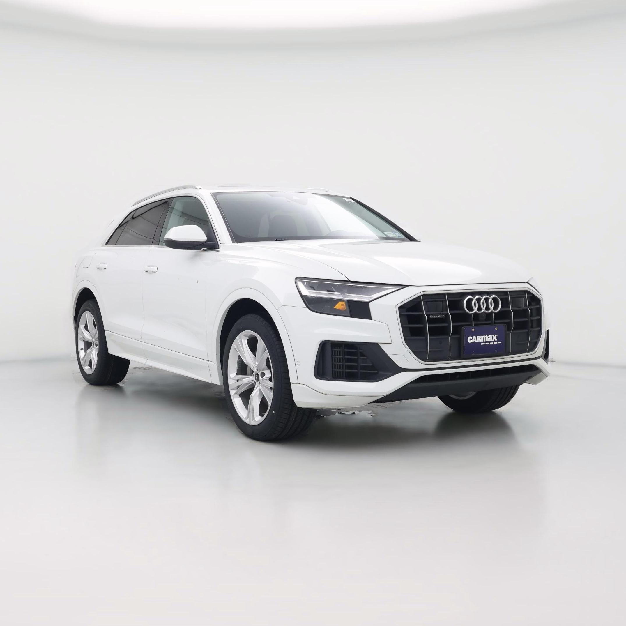 Thumbnail: 2022 Audi Q8 - 1