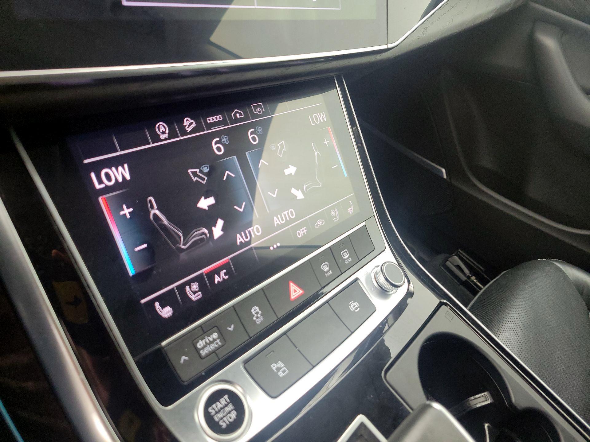 Thumbnail: 2022 Audi Q8 - 17