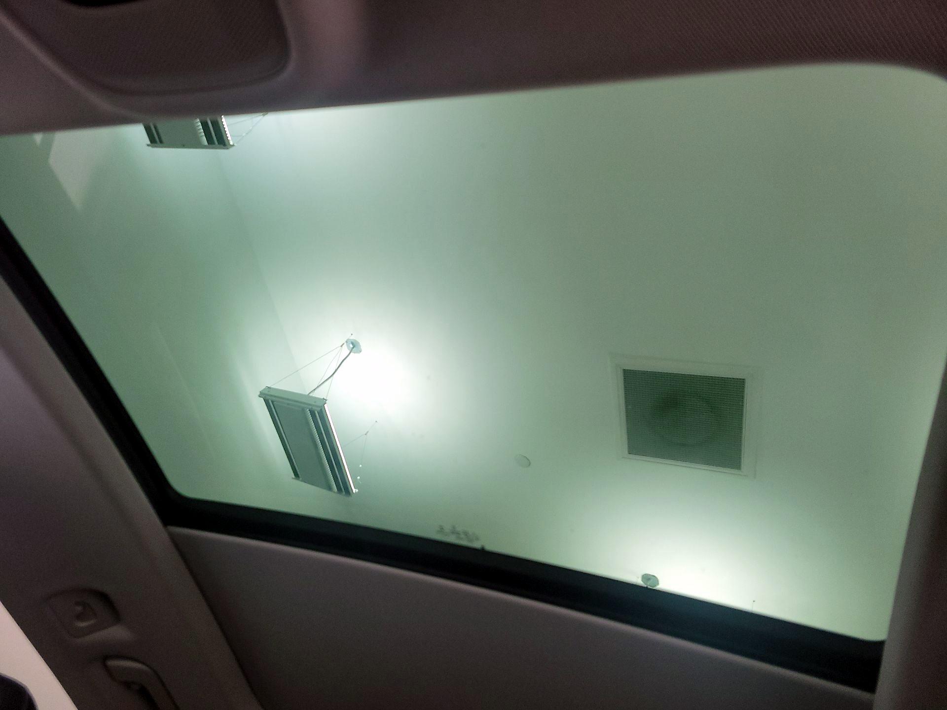 Thumbnail: 2022 Audi Q8 - 20