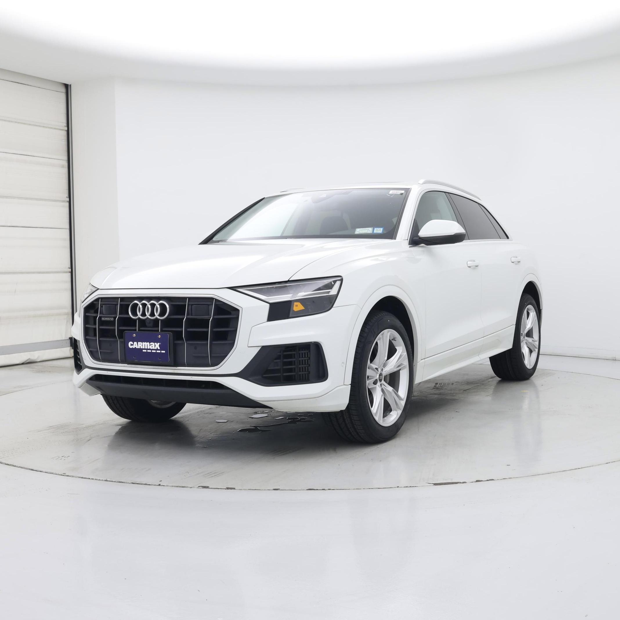 Thumbnail: 2022 Audi Q8 - 4