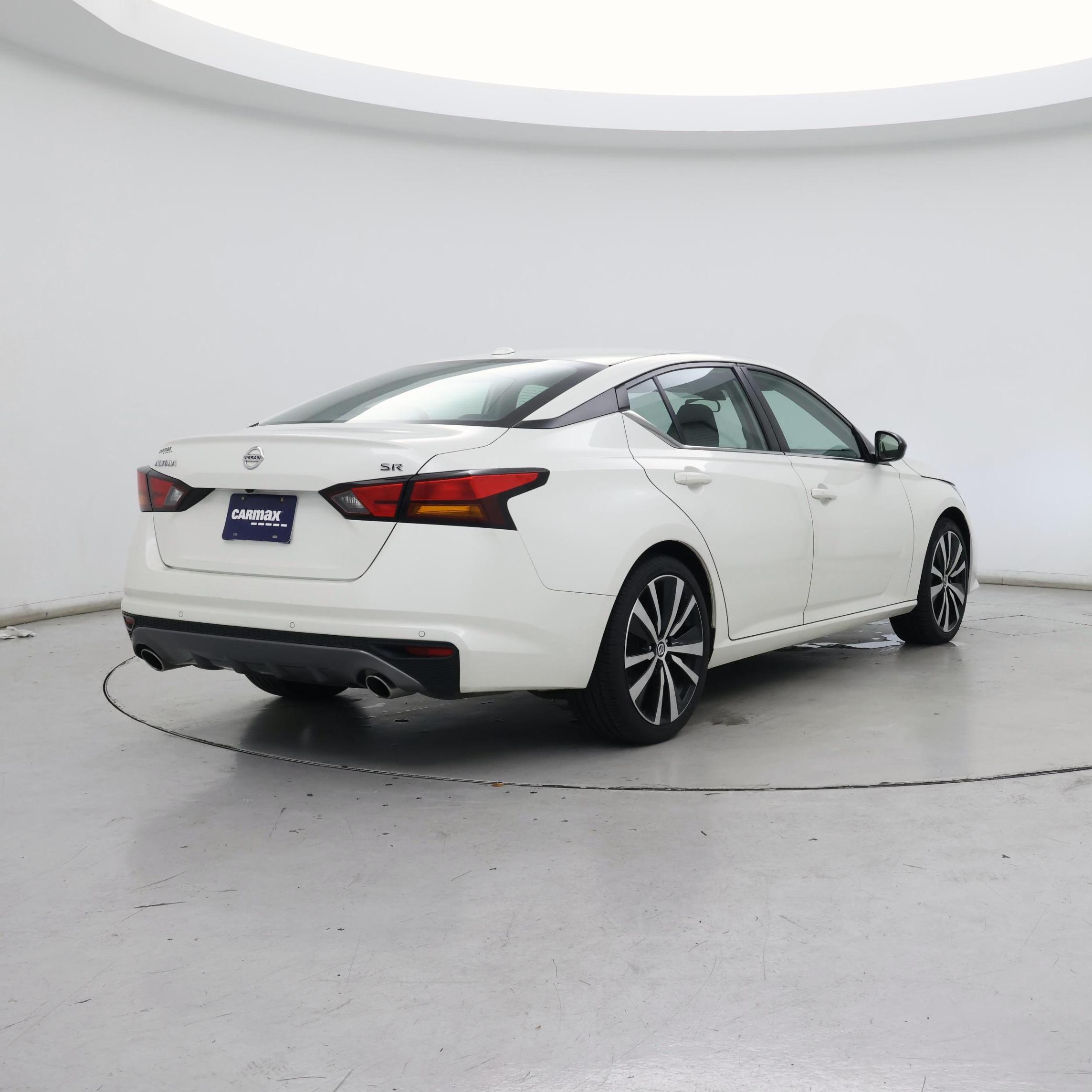 Thumbnail: 2020 Nissan Altima - 8