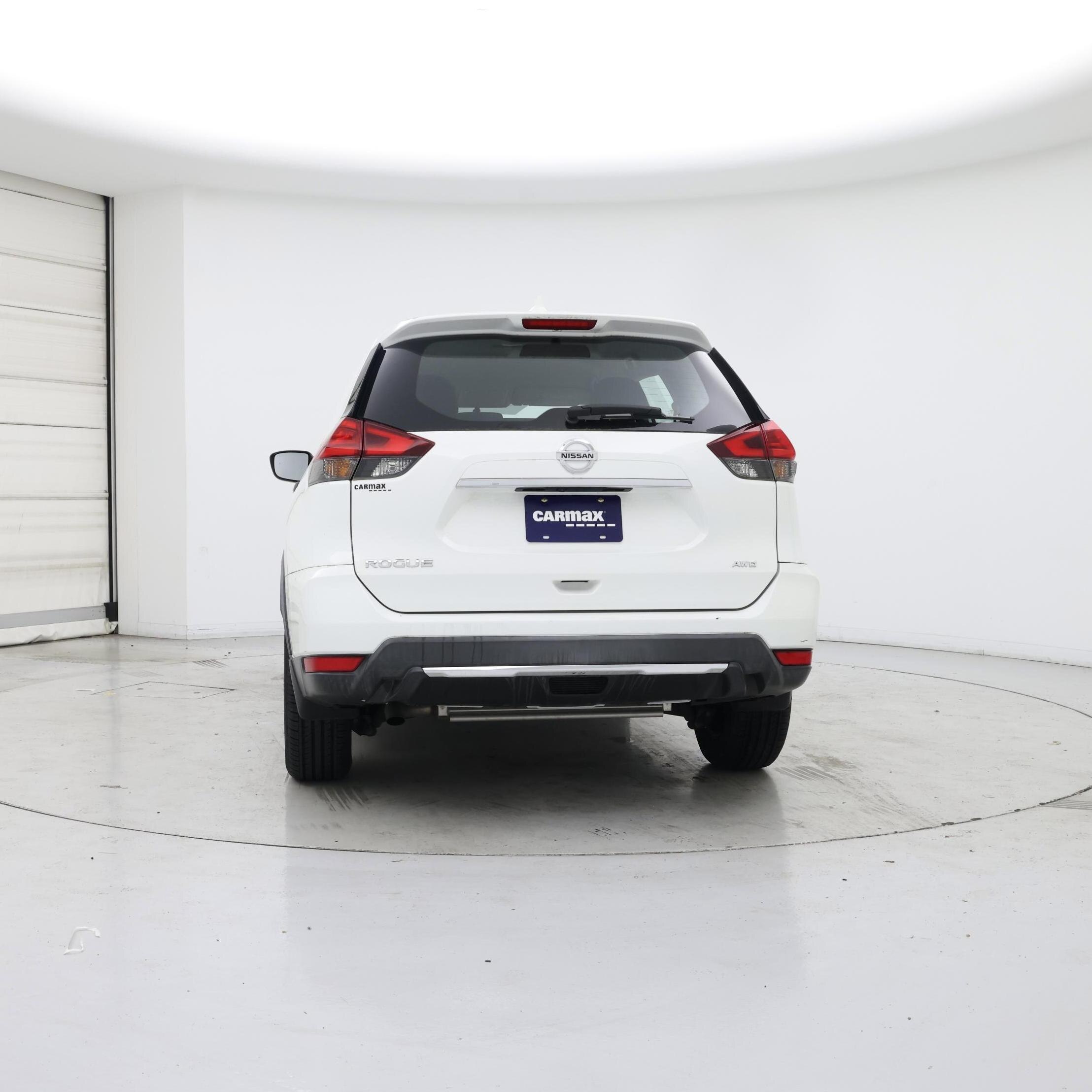 Thumbnail: 2017 Nissan Rogue - 6
