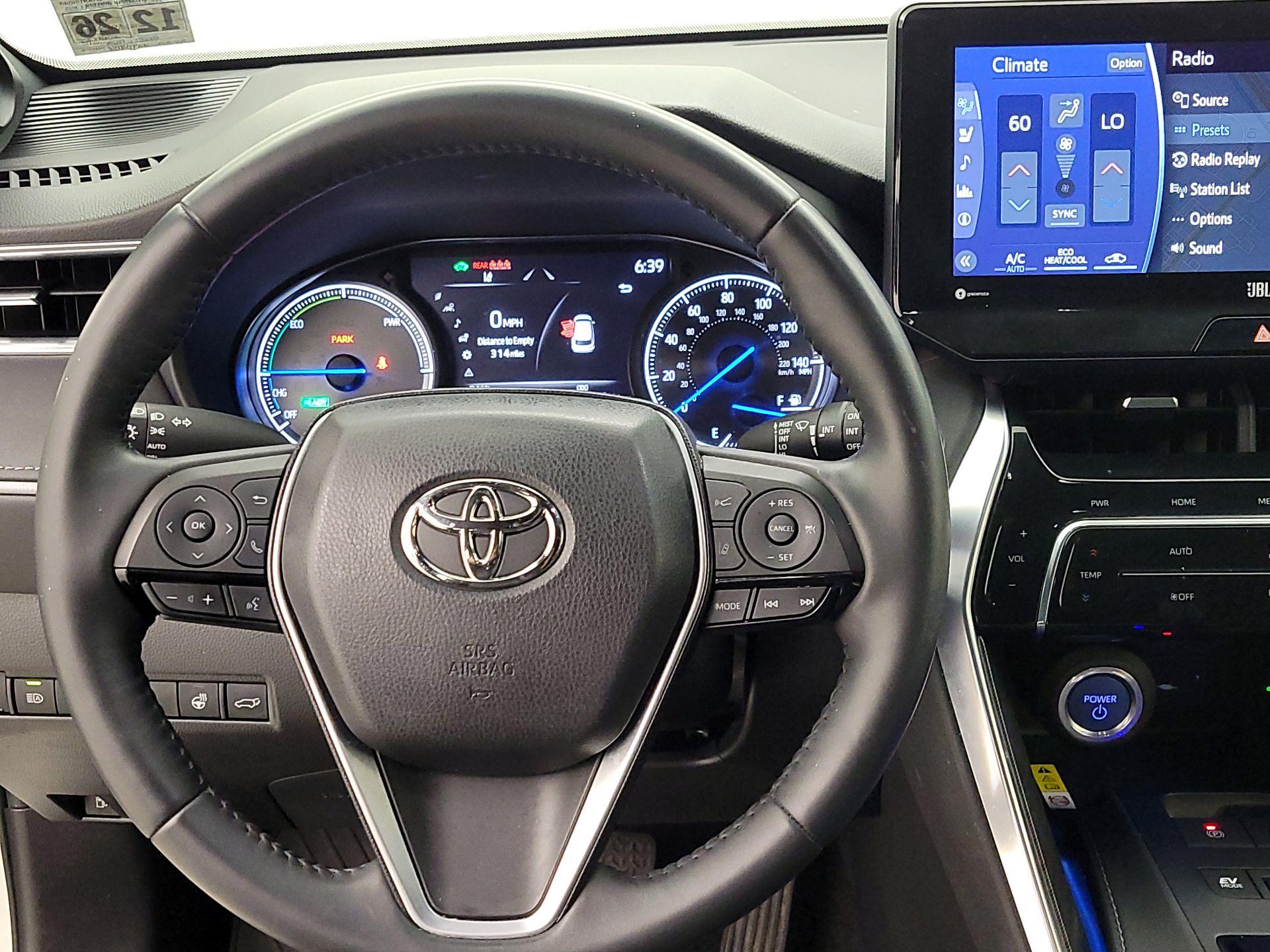 Thumbnail: 2021 Toyota Venza - 10