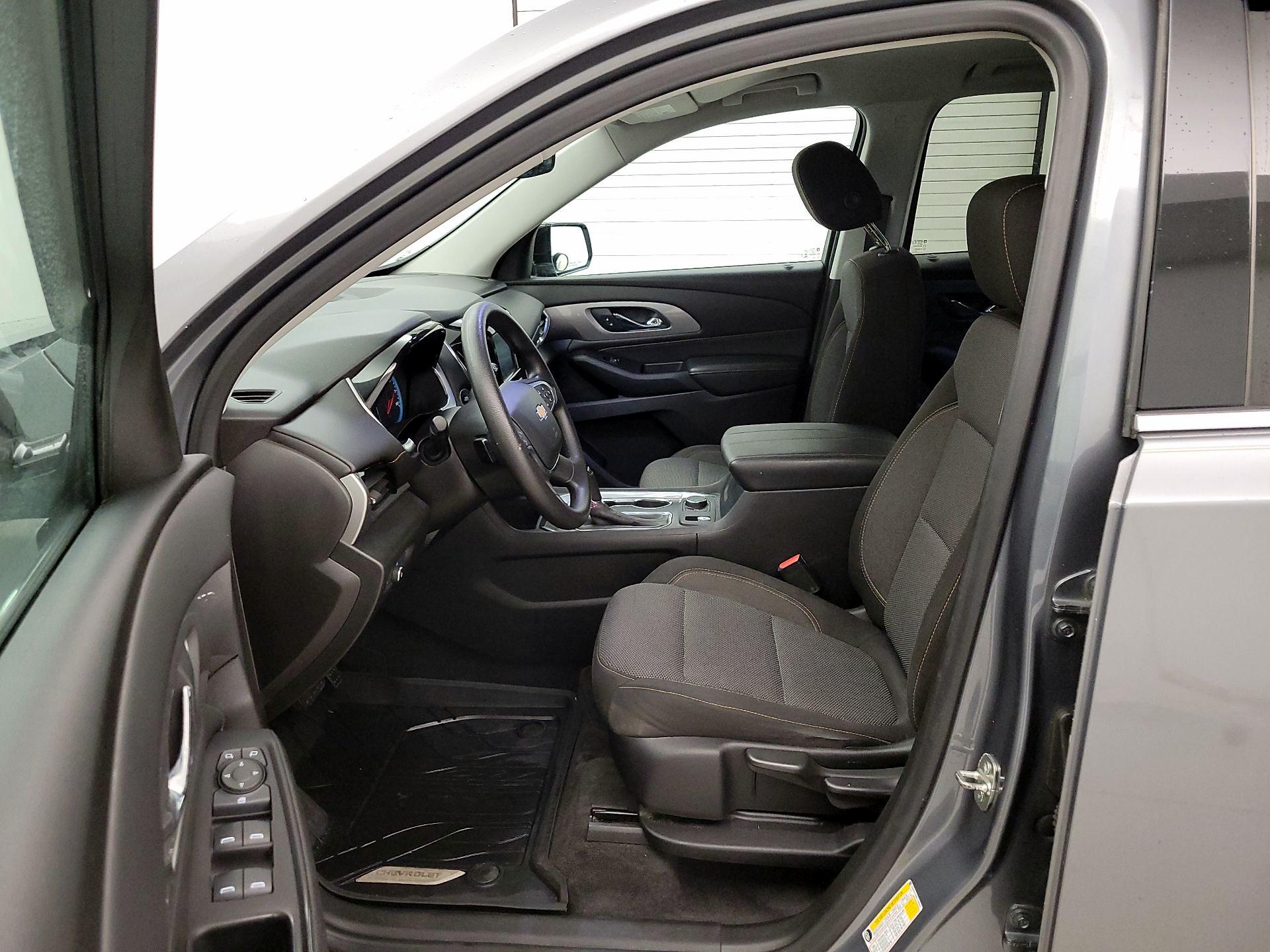 Thumbnail: 2019 Chevrolet Traverse - 11