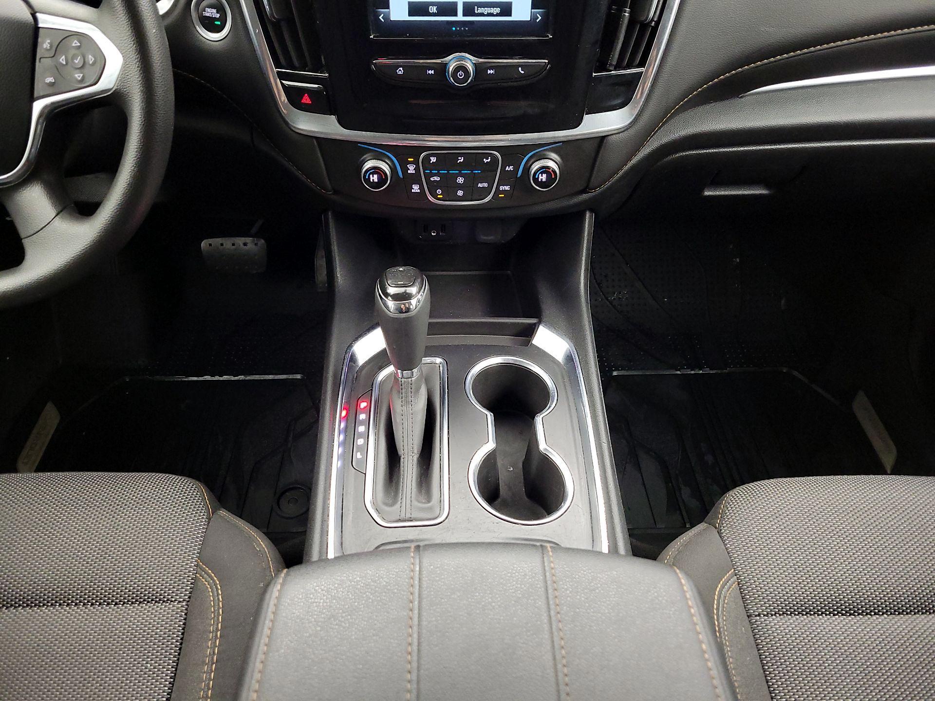 Thumbnail: 2019 Chevrolet Traverse - 17
