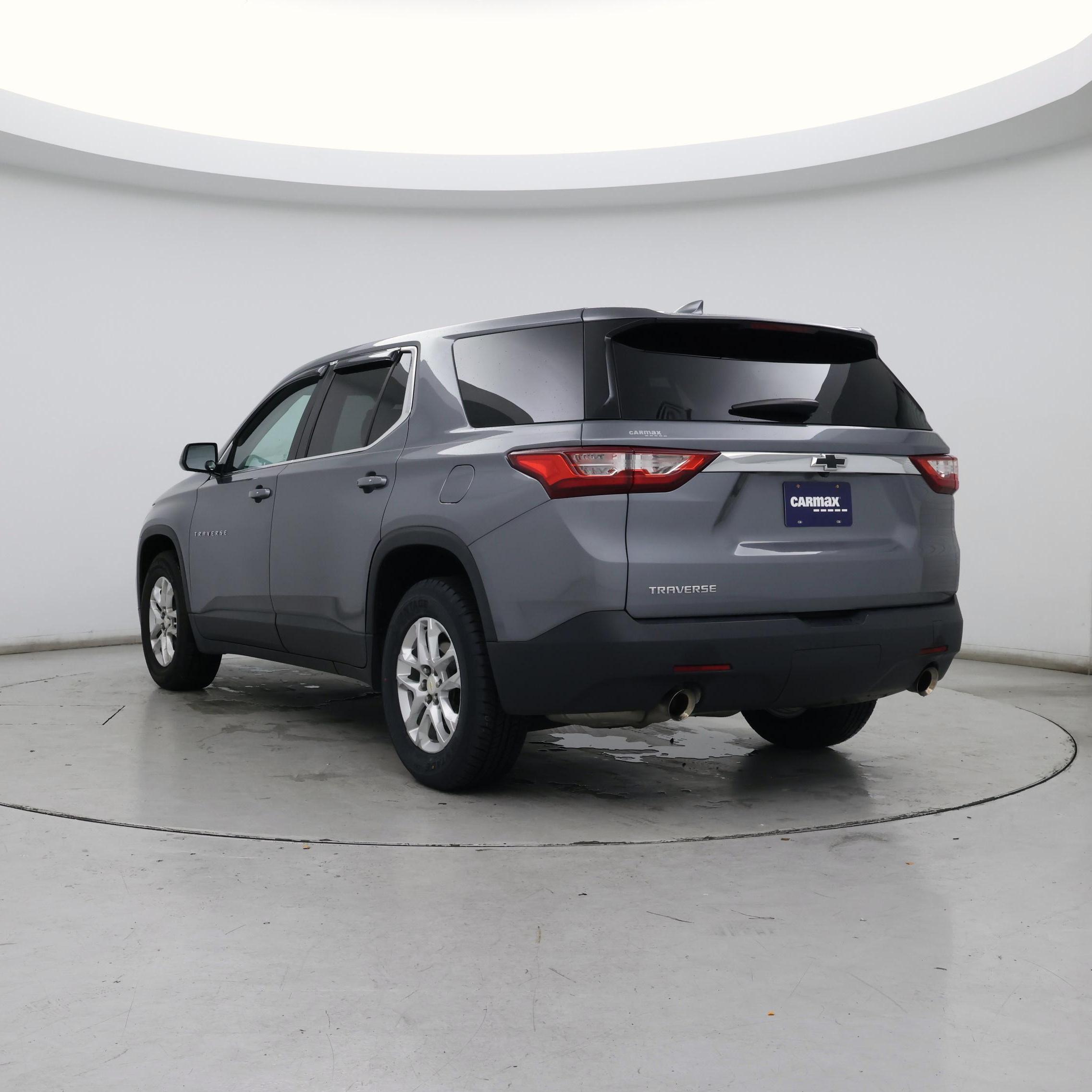 Thumbnail: 2019 Chevrolet Traverse - 2