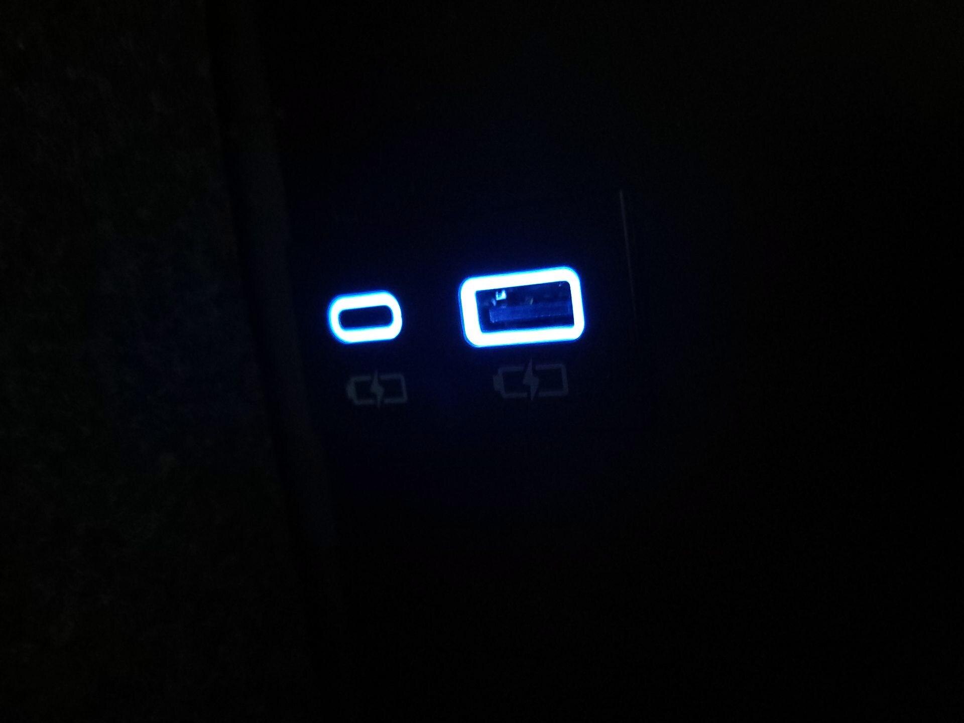 Thumbnail: 2022 Toyota Tacoma - 18