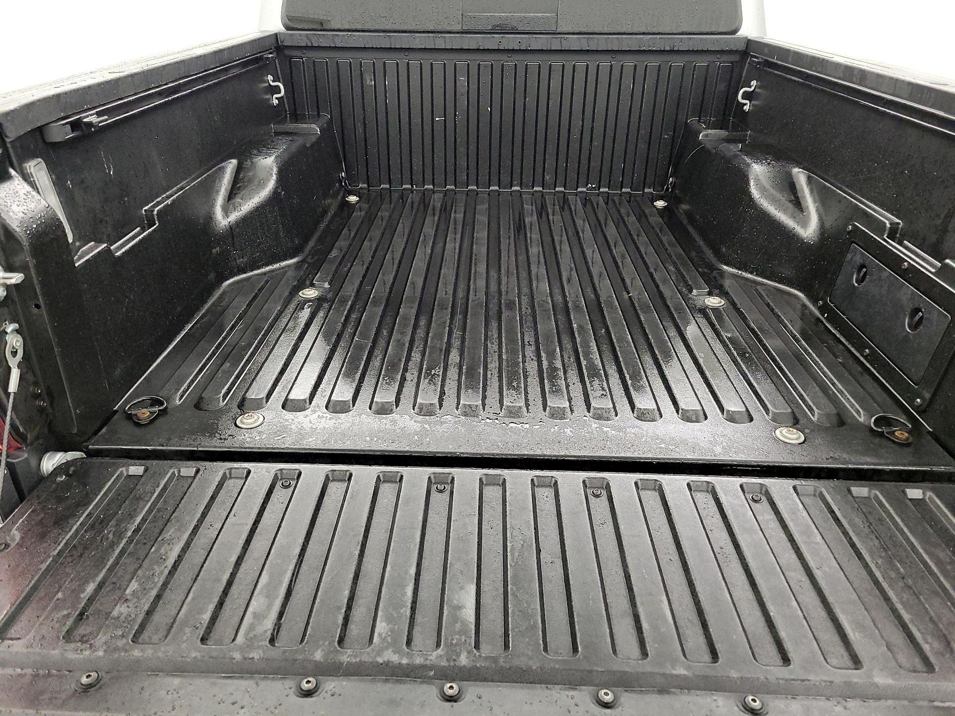 Thumbnail: 2022 Toyota Tacoma - 20