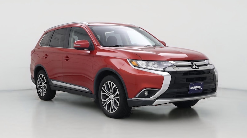 2017 Mitsubishi Outlander SE Hero Image