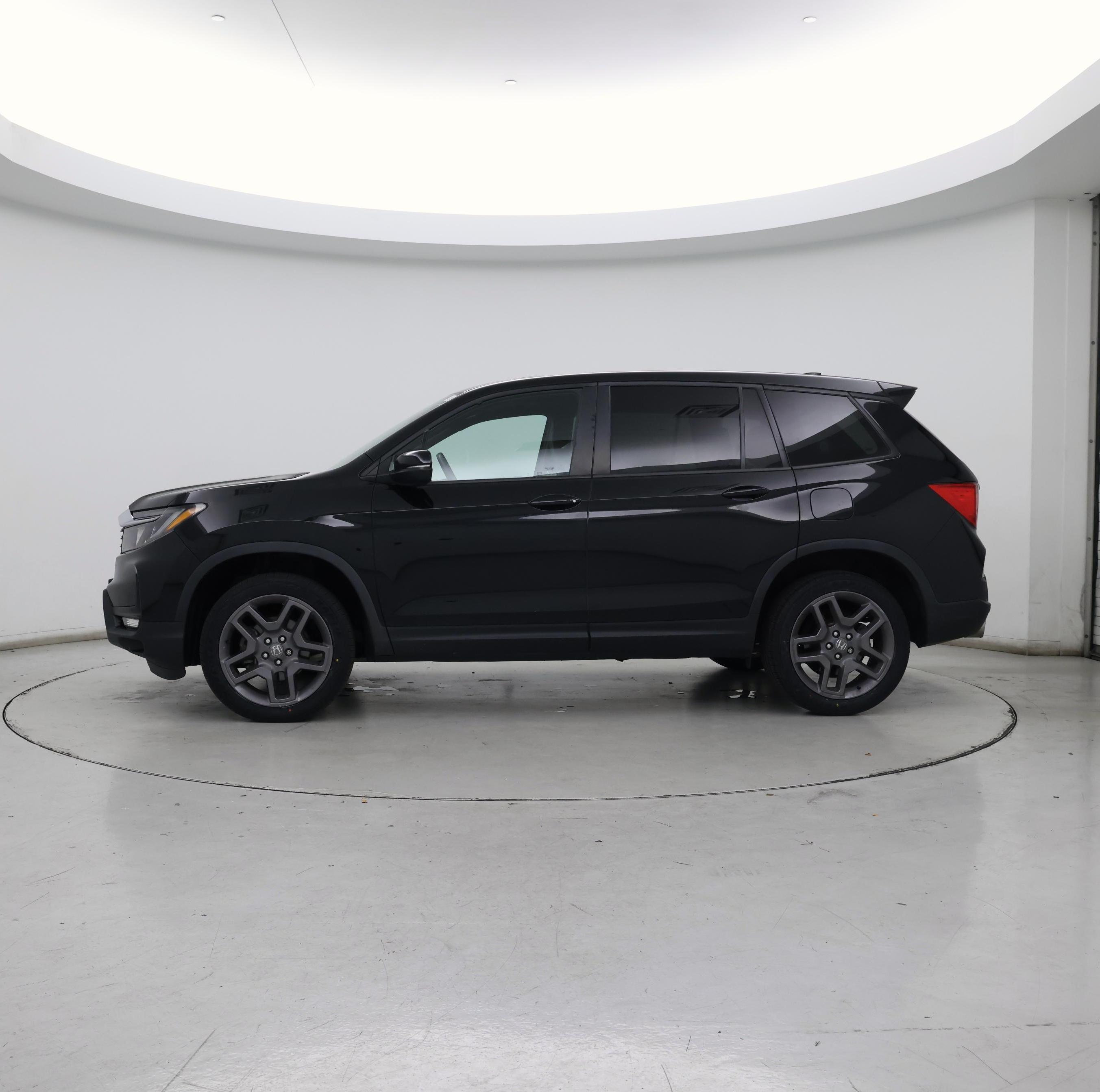 Thumbnail: 2022 Honda Passport - 3