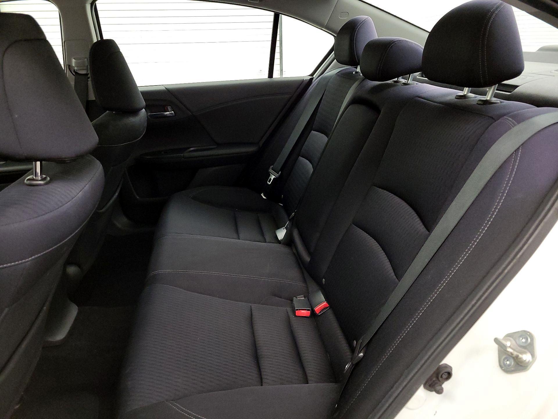 Thumbnail: 2015 Honda Accord - 19