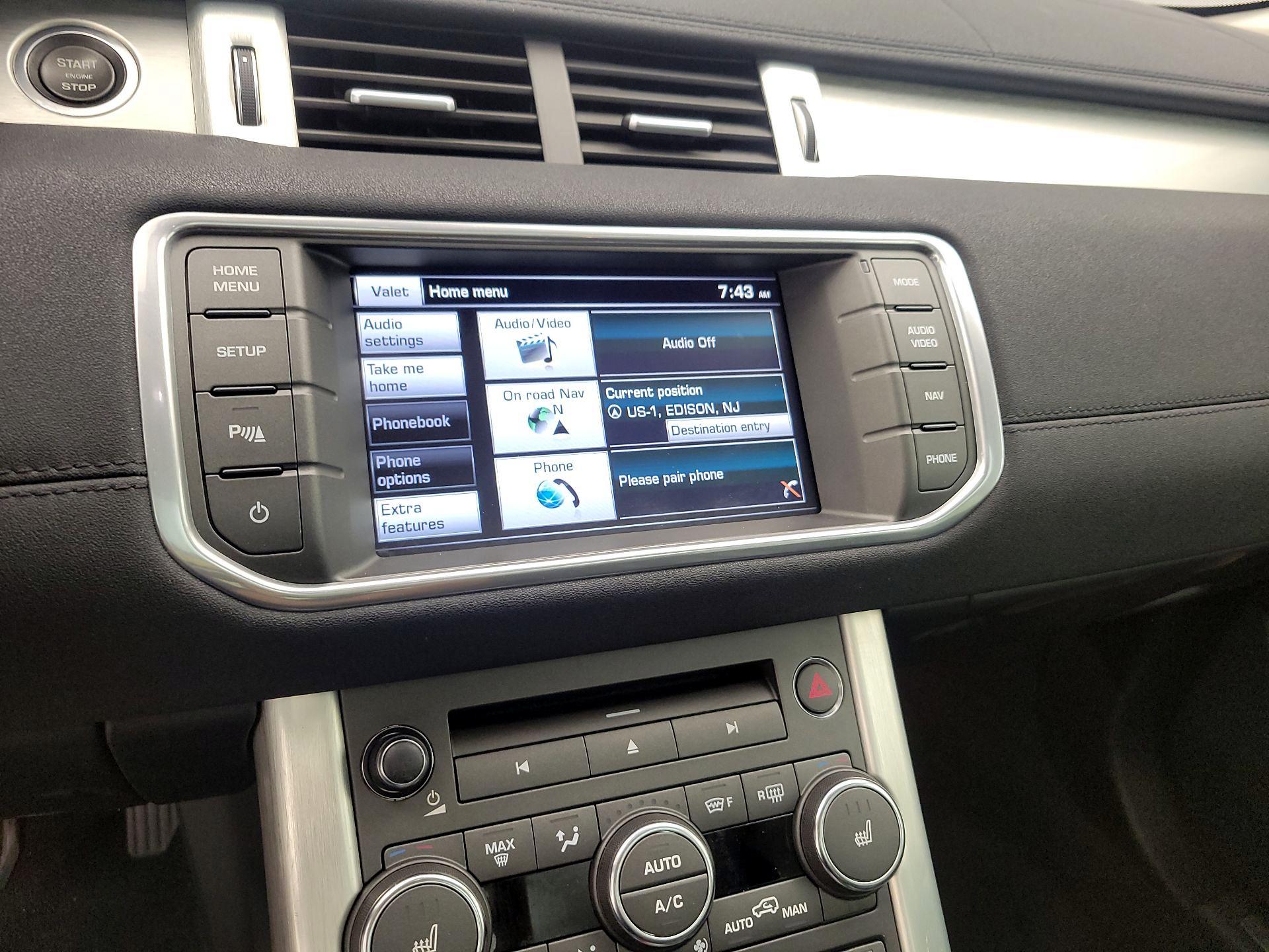 Thumbnail: 2015 Land Rover Range Rover Evoque - 16