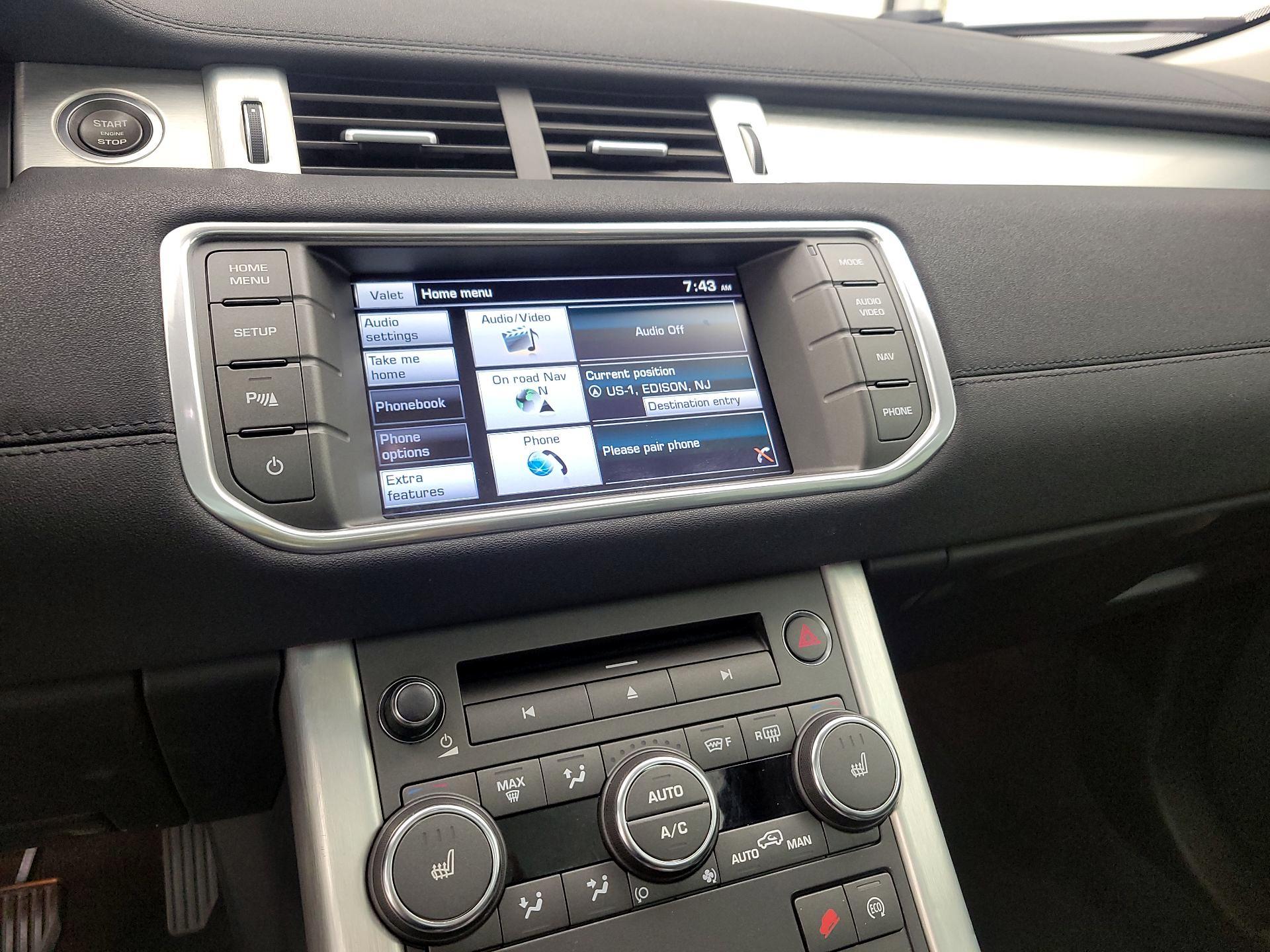 Thumbnail: 2015 Land Rover Range Rover Evoque - 17