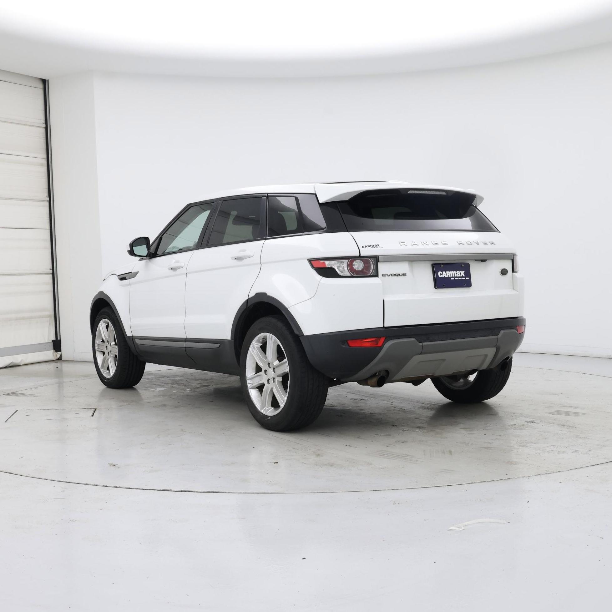Thumbnail: 2015 Land Rover Range Rover Evoque - 2