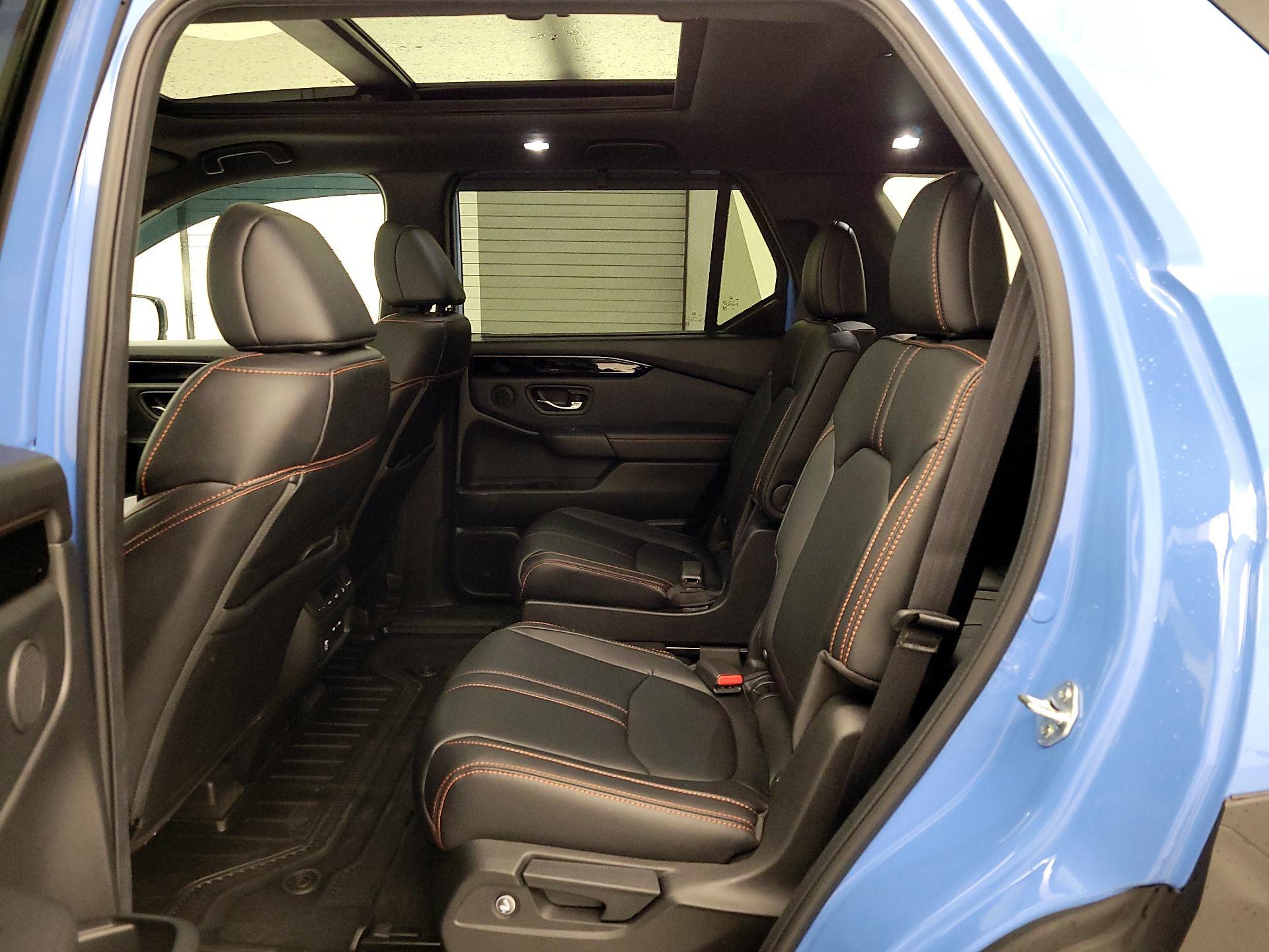 Thumbnail: 2024 Honda Pilot - 20