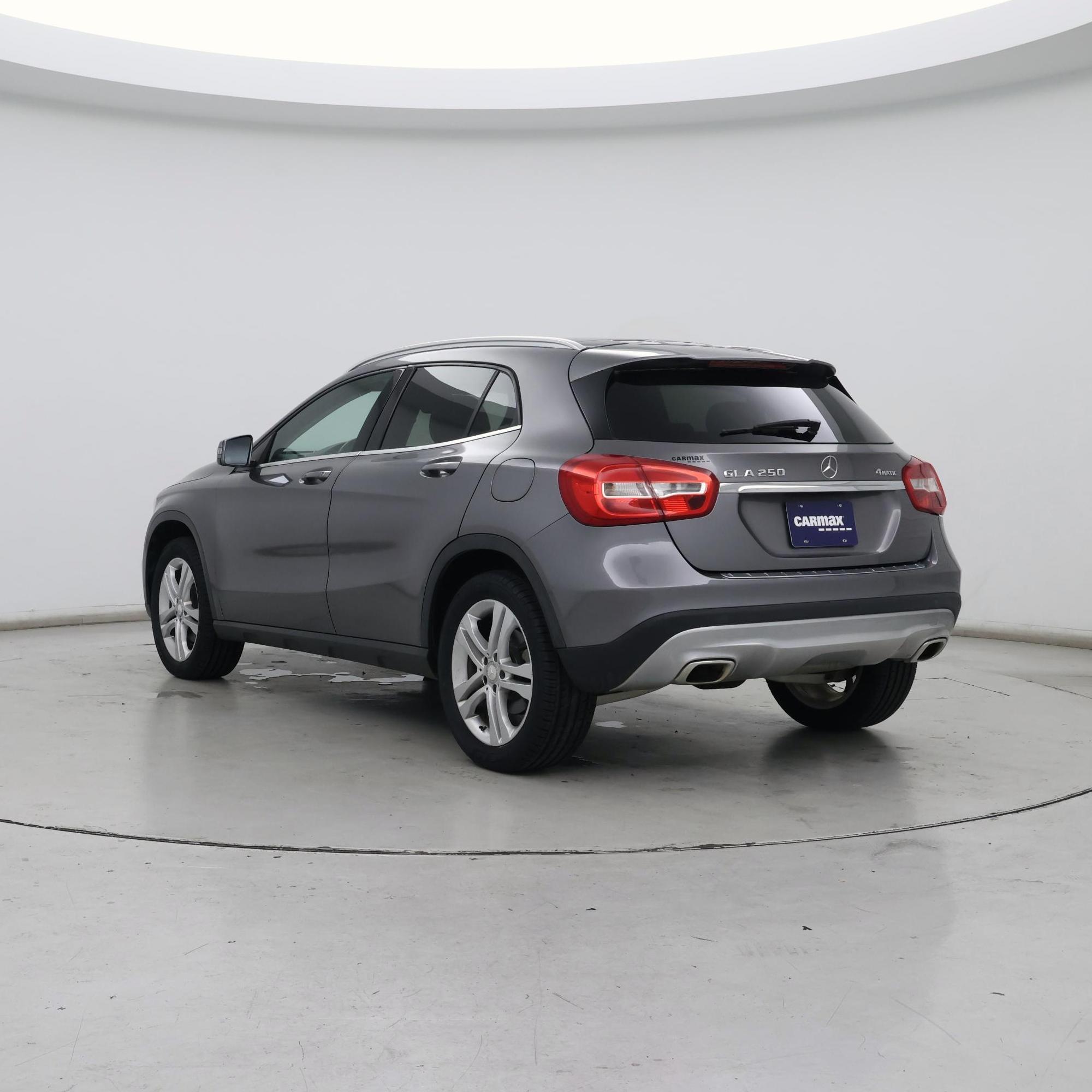 Thumbnail: 2015 Mercedes-Benz GLA - 2