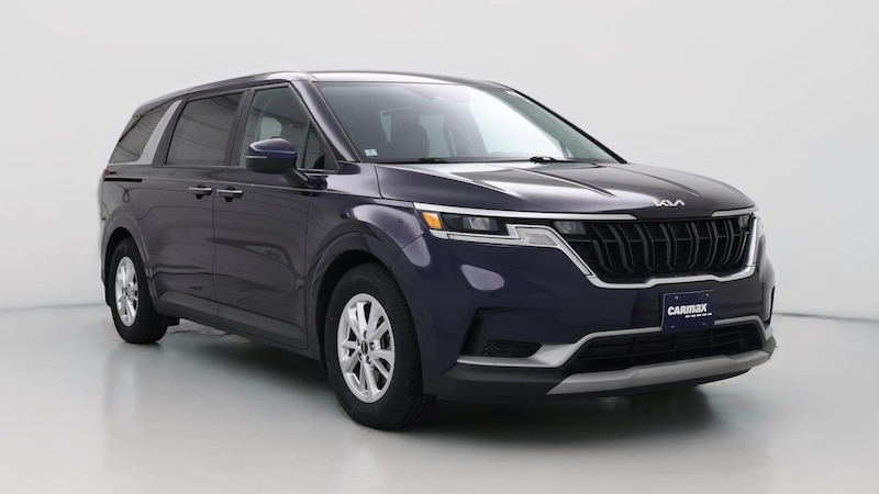 2022 Kia Carnival LX Hero Image