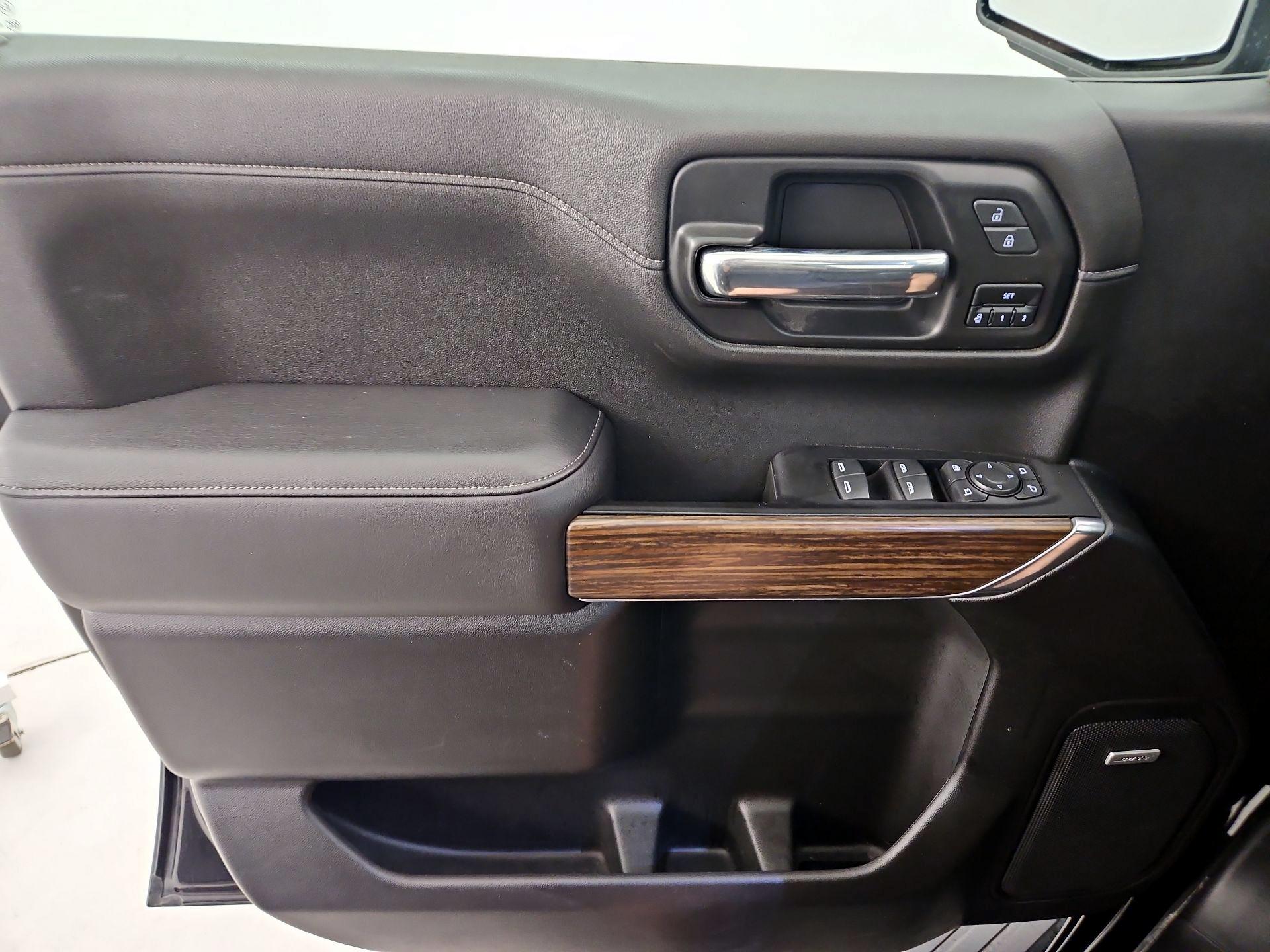 Thumbnail: 2022 Chevrolet Silverado 1500 - 12