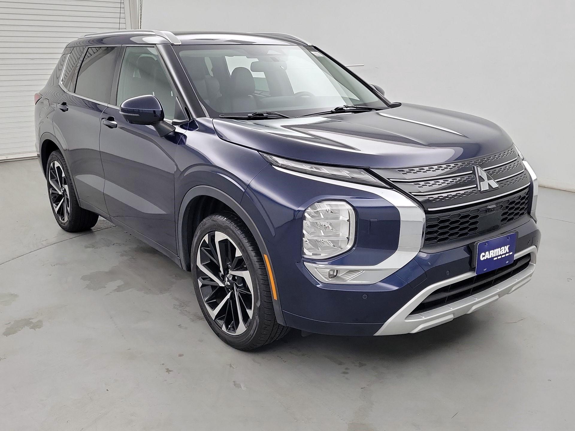 Thumbnail: 2022 Mitsubishi Outlander - 1