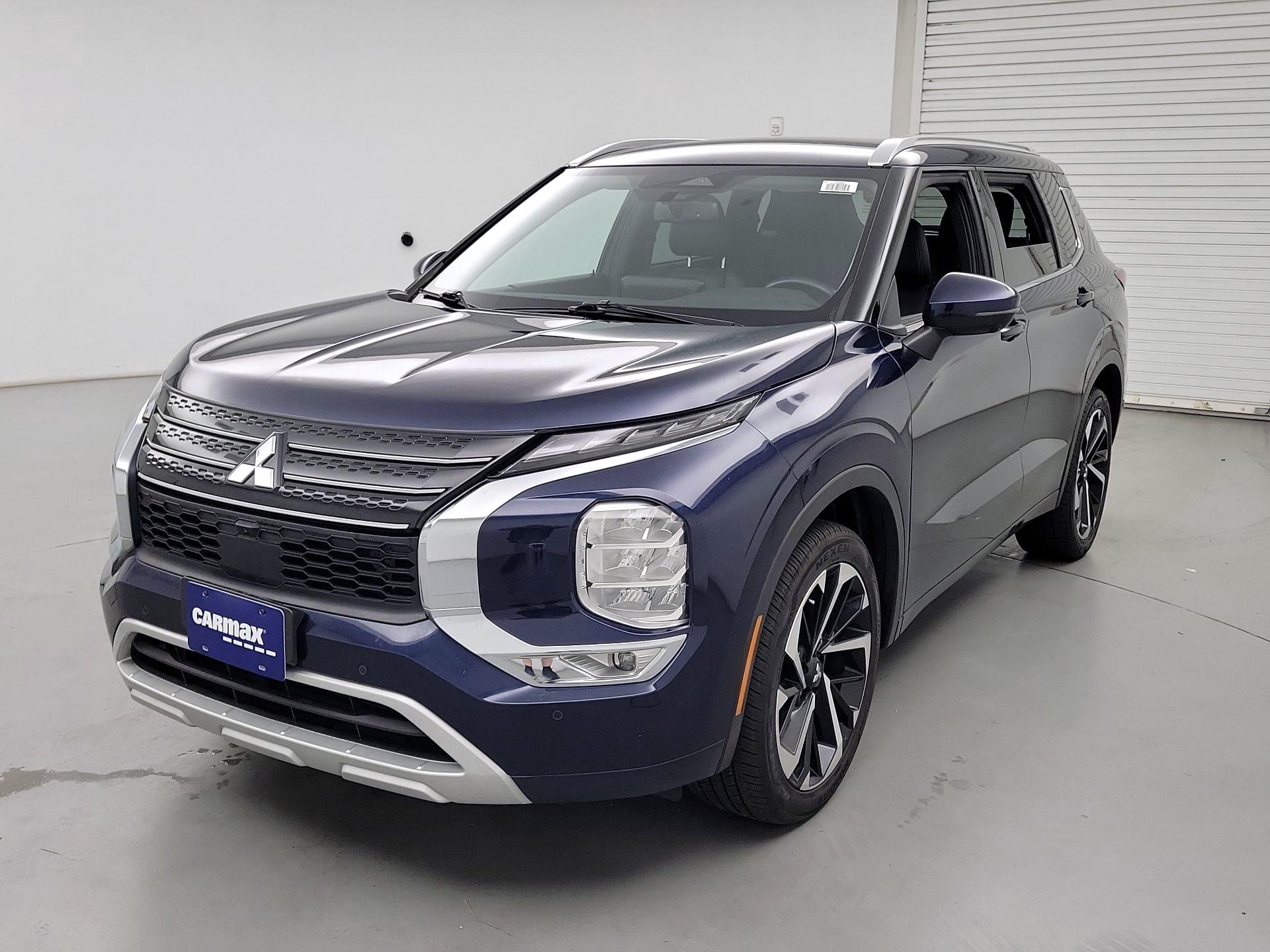 Thumbnail: 2022 Mitsubishi Outlander - 3