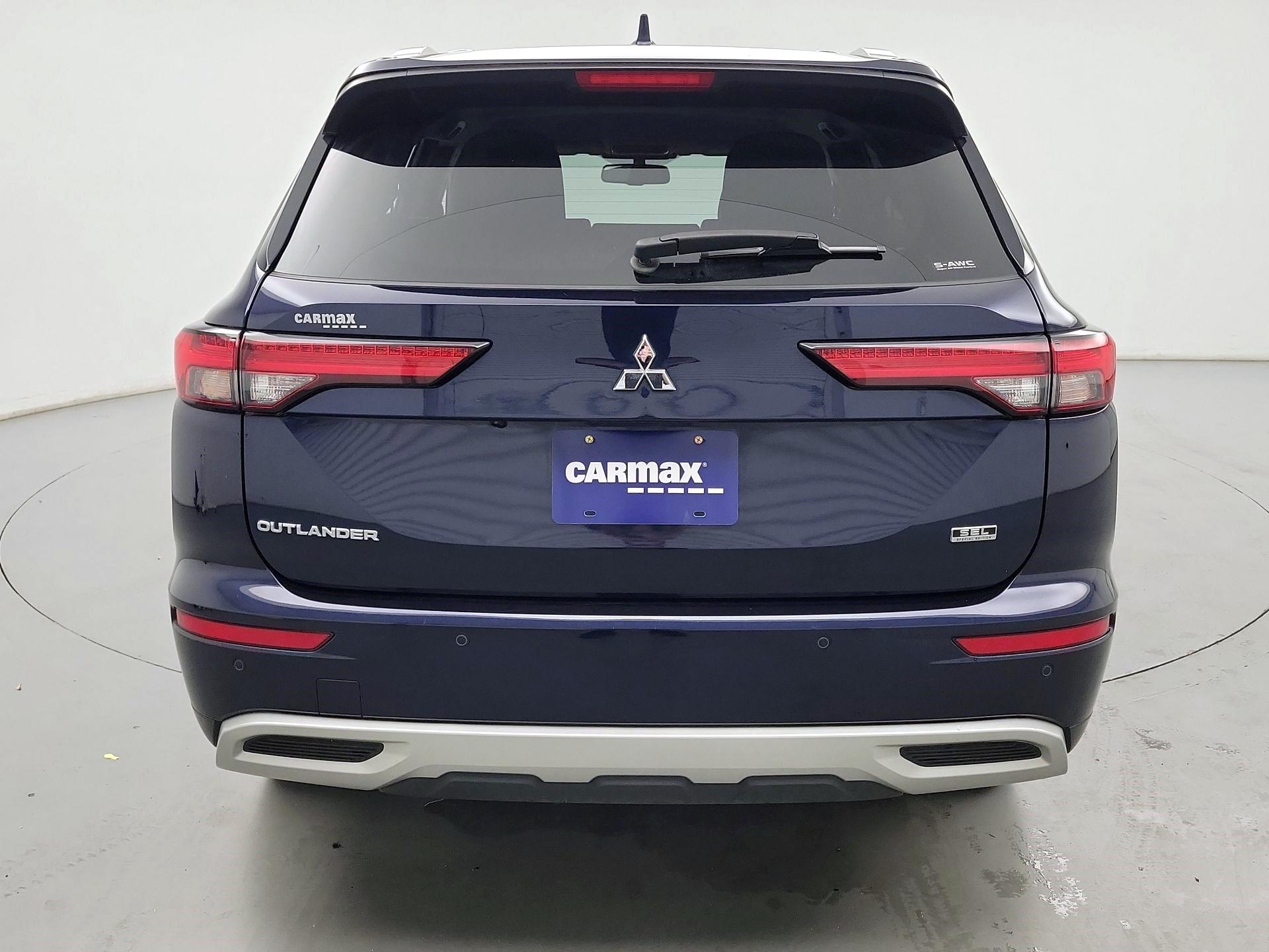 Thumbnail: 2022 Mitsubishi Outlander - 6