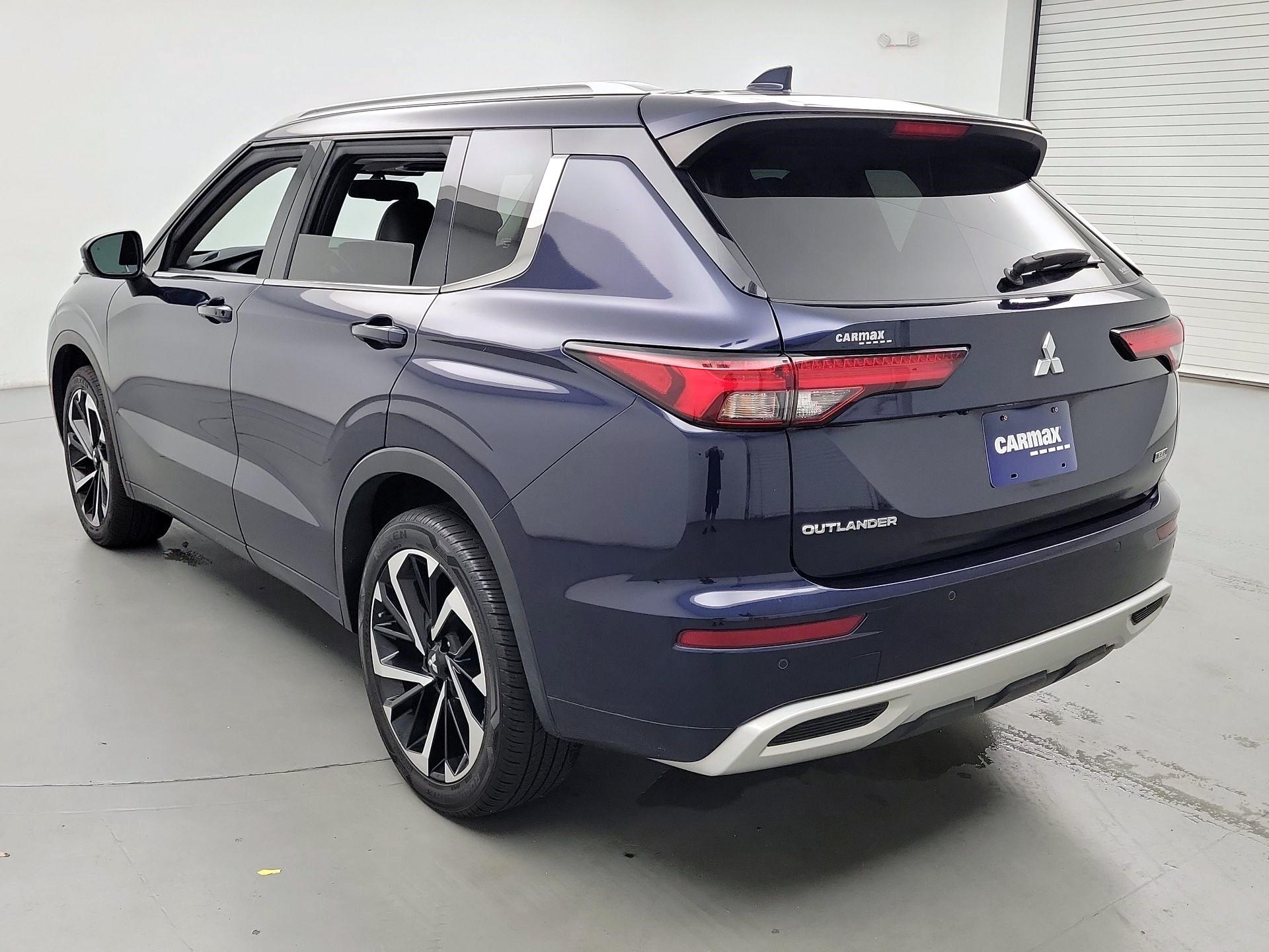 Thumbnail: 2022 Mitsubishi Outlander - 7