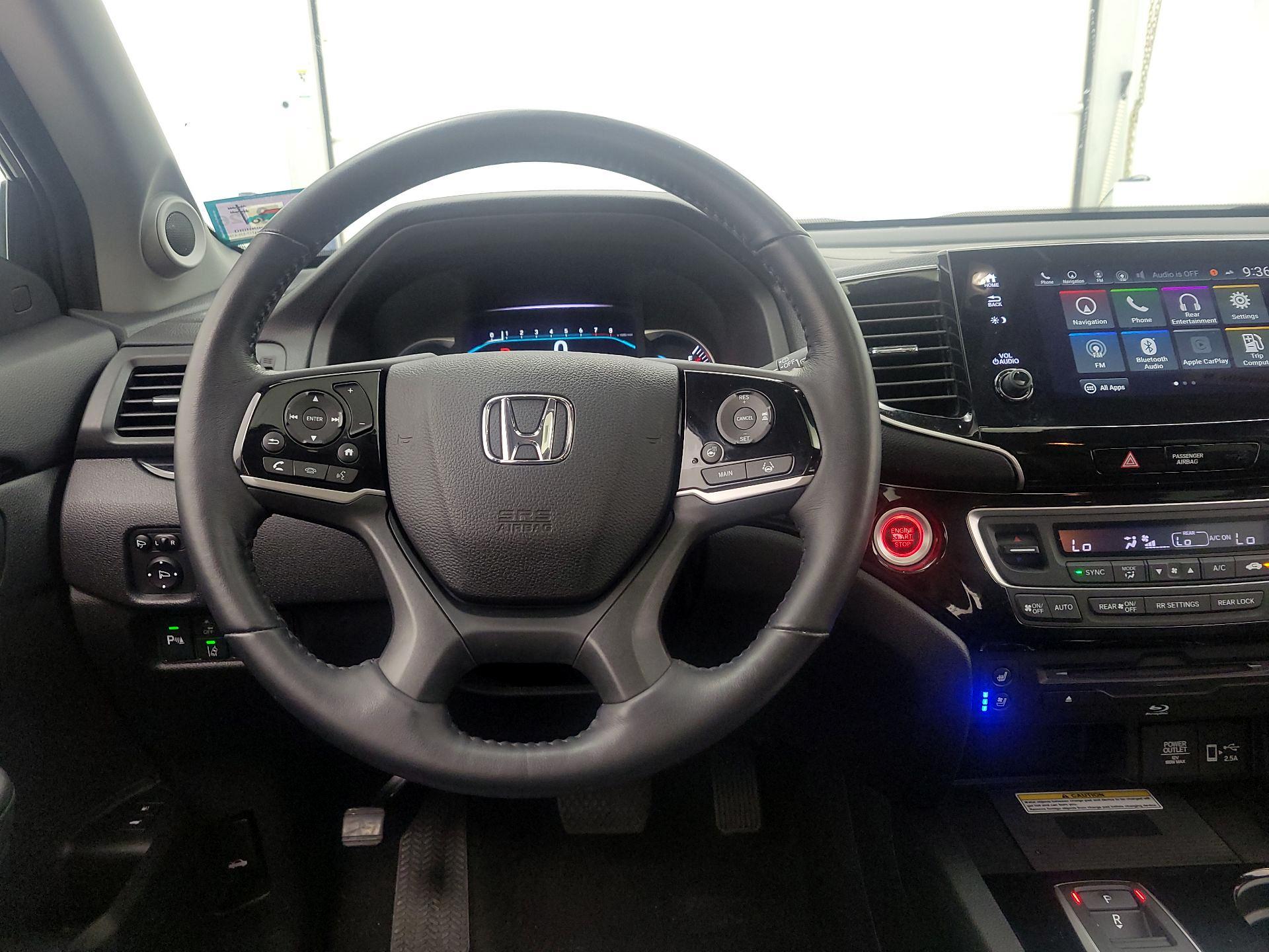Thumbnail: 2019 Honda Pilot - 10